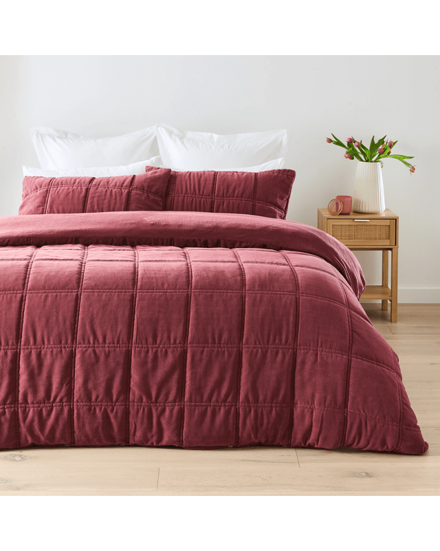 Chenille Velvet Quilt Cover Set - King Bed, 