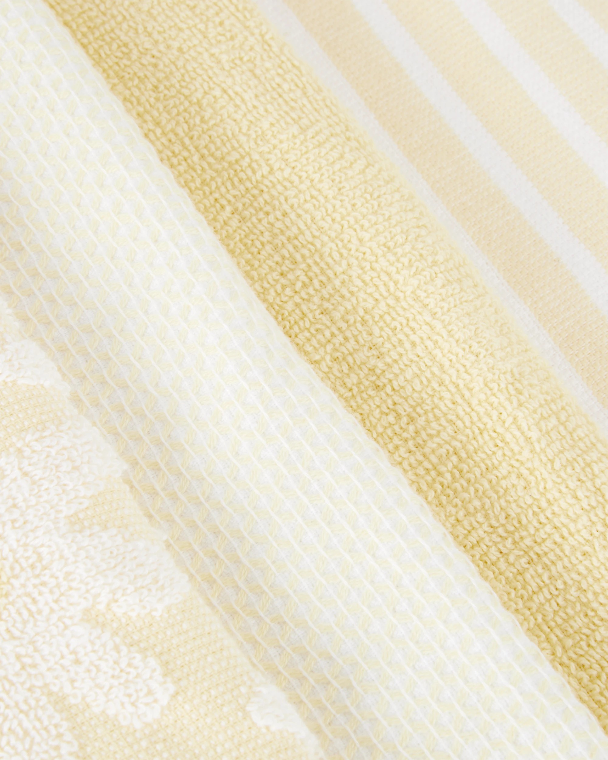 2 4 Pack Daisy Terry Tea Towels, 2 of 7