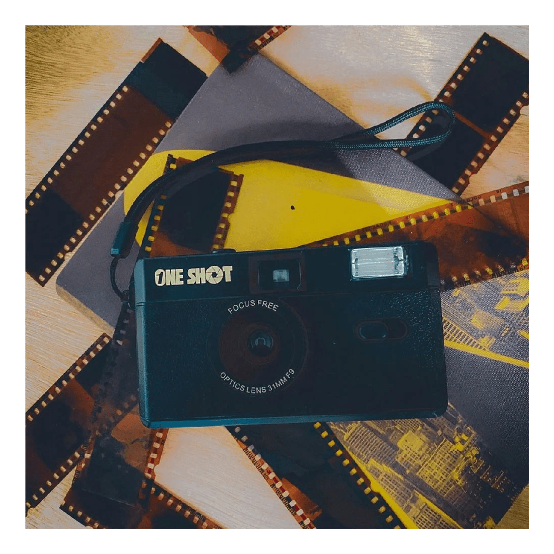 8 One Shot Retro 35mm Reusable Camera, 8 of 10