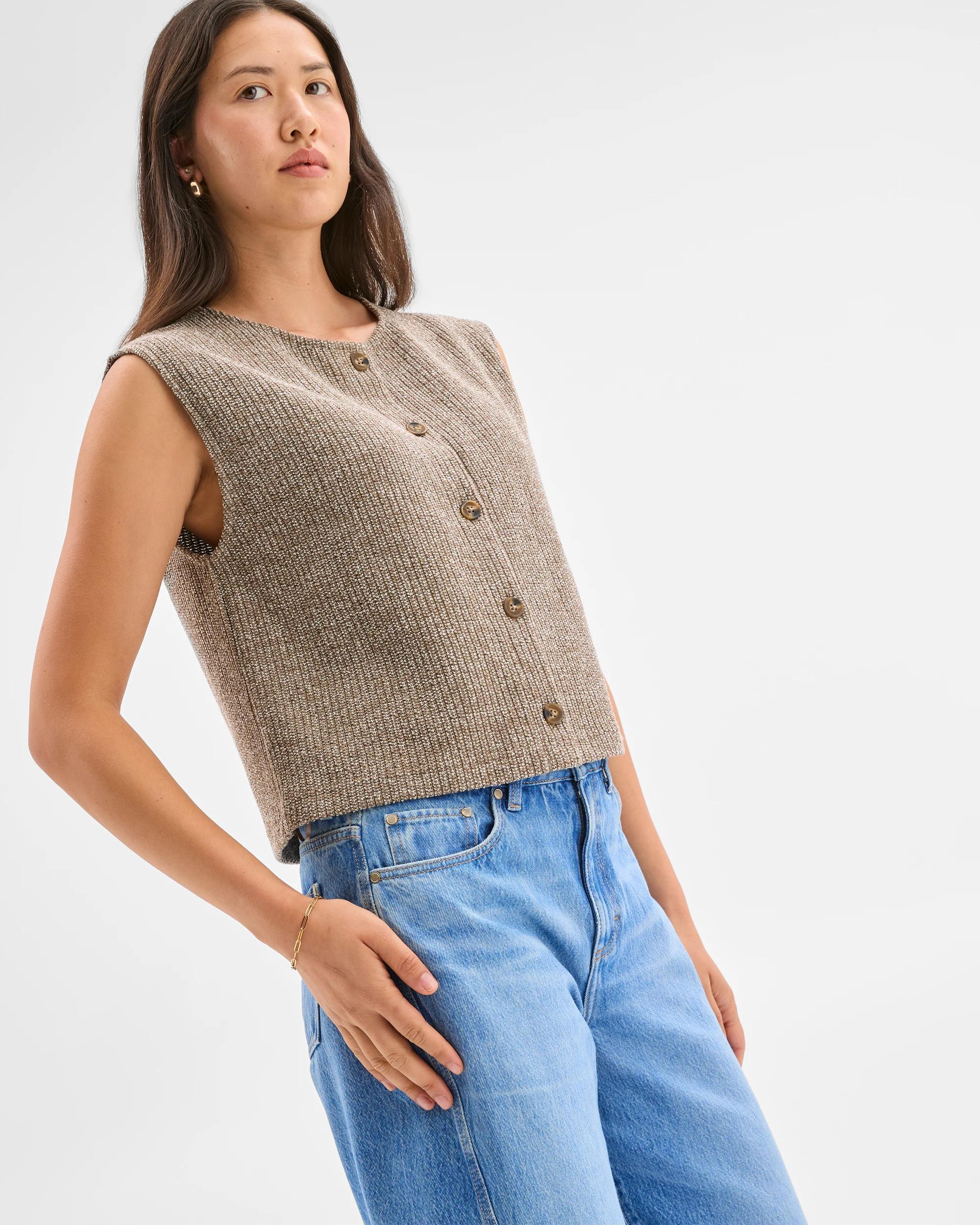 2 Target Woman Sleeveless Button Through Front Vest TAUPE GREY MARLE, 2 of 5