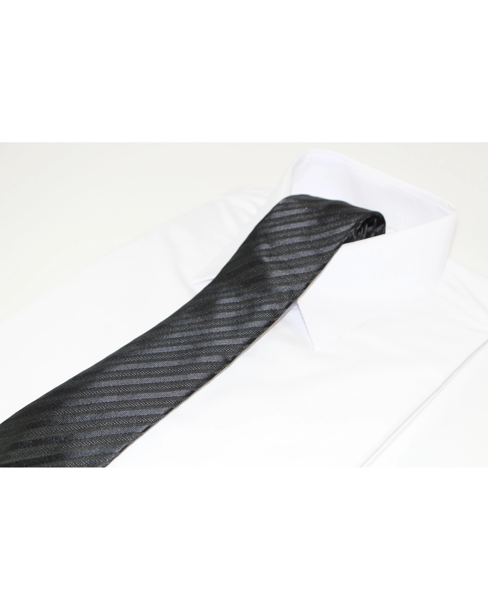 1 Zasel Mens Black Elegant Striped Patterned 8cm Neck Tie, 1 of 2