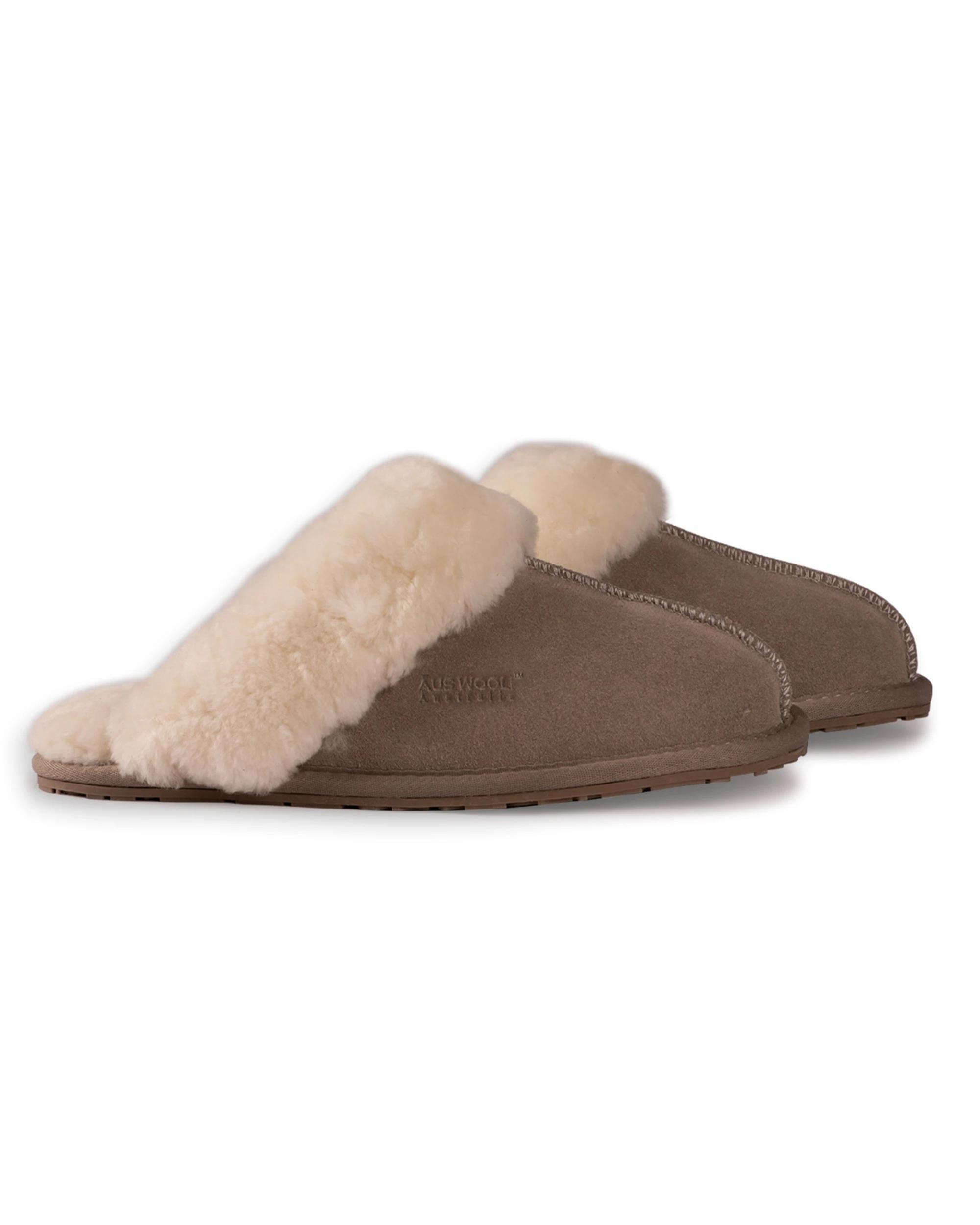 6 Aus Wooli Ugg Unisex Sheepskin Wool Shelley Slippers , 6 of 6