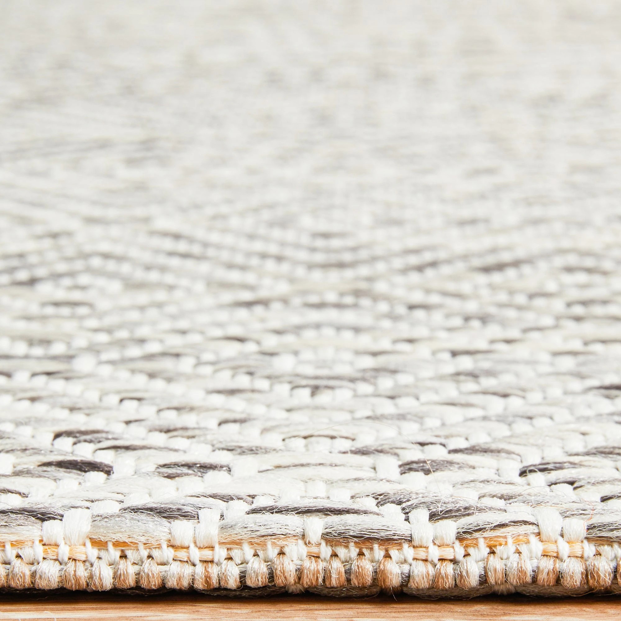 7 Common Ground Rugs Portico 5500 290x200cm - Large Outdoor Rug - Silver, 7 of 9