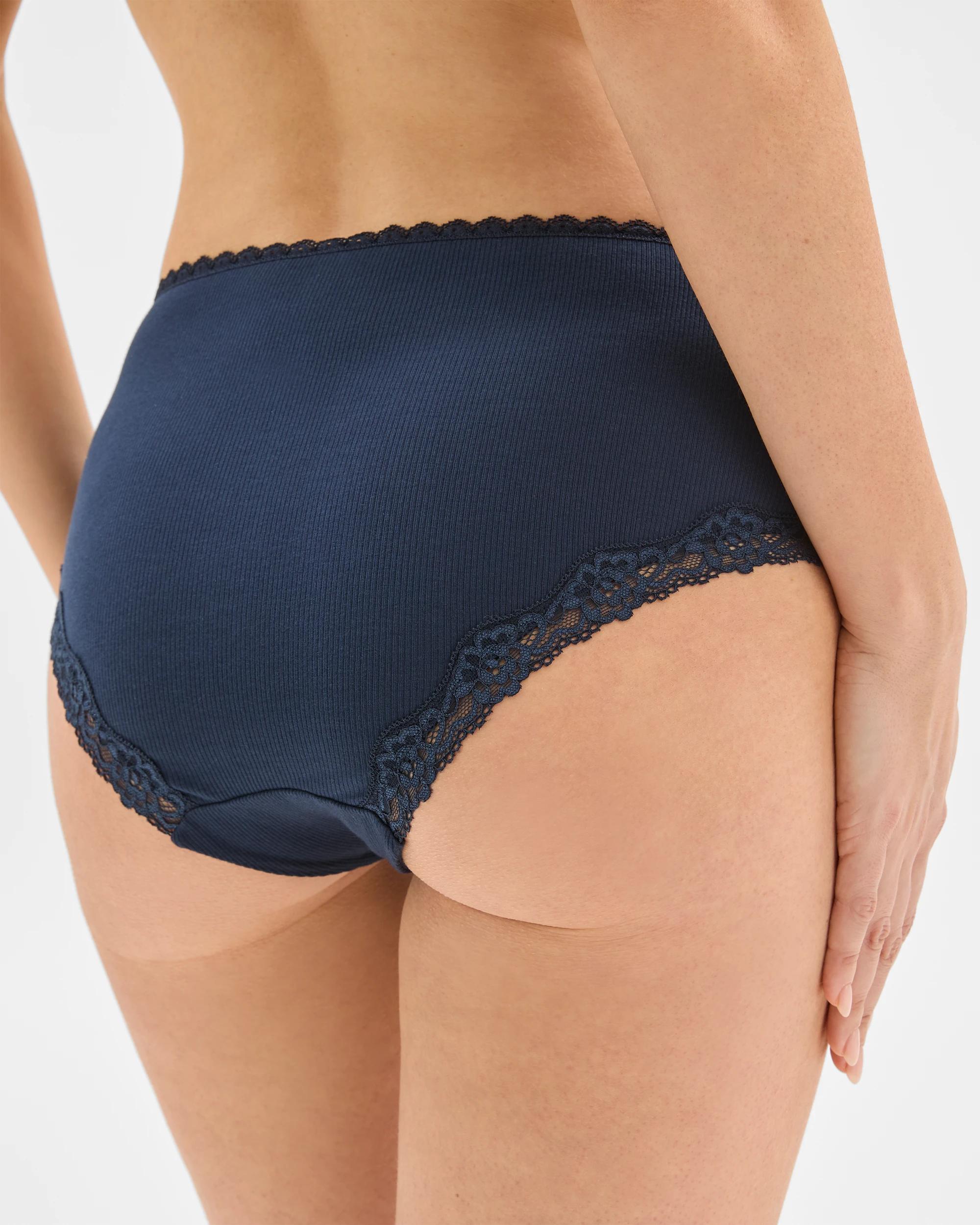 4 Target Womens Australian Cotton & Lace Boyleg Briefs 3 Pack NAVY BLUE / WHITE, 4 of 4