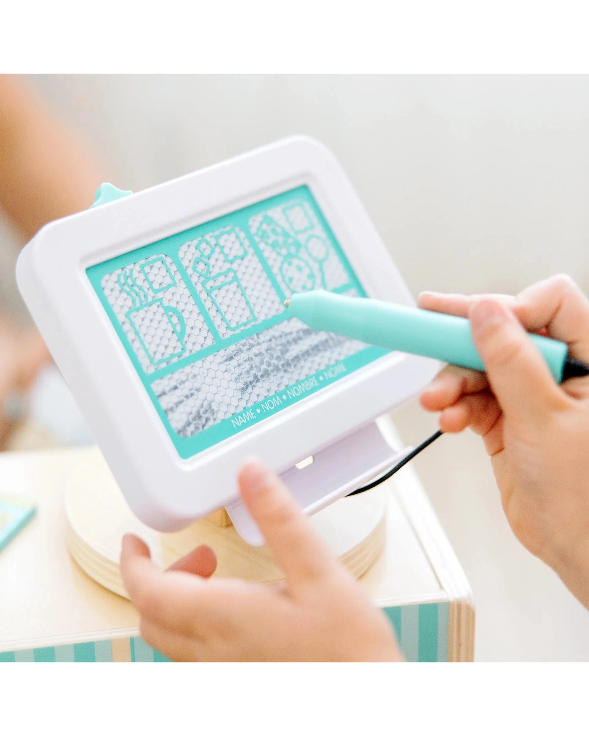 8 Melissa and Doug Cafe Barista Coffee Shop, 8 of 9