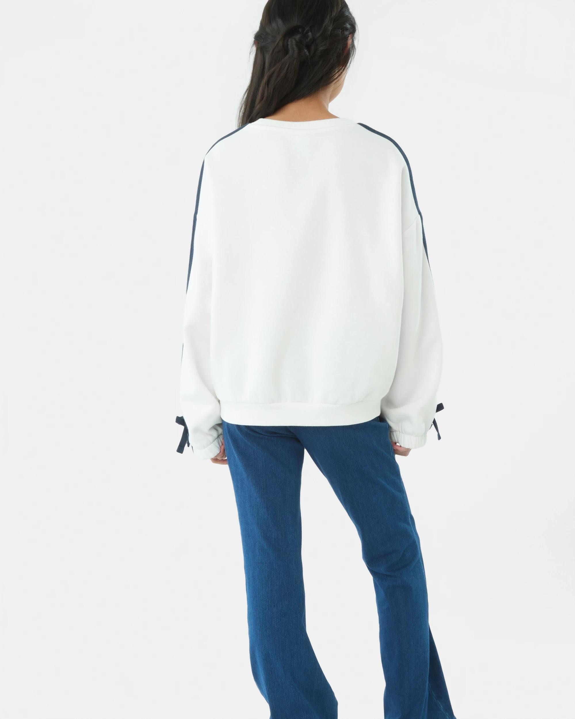 2 Oversized Side Stripe Crew Neck Sweatshirt Wht Heart, 2 of 6