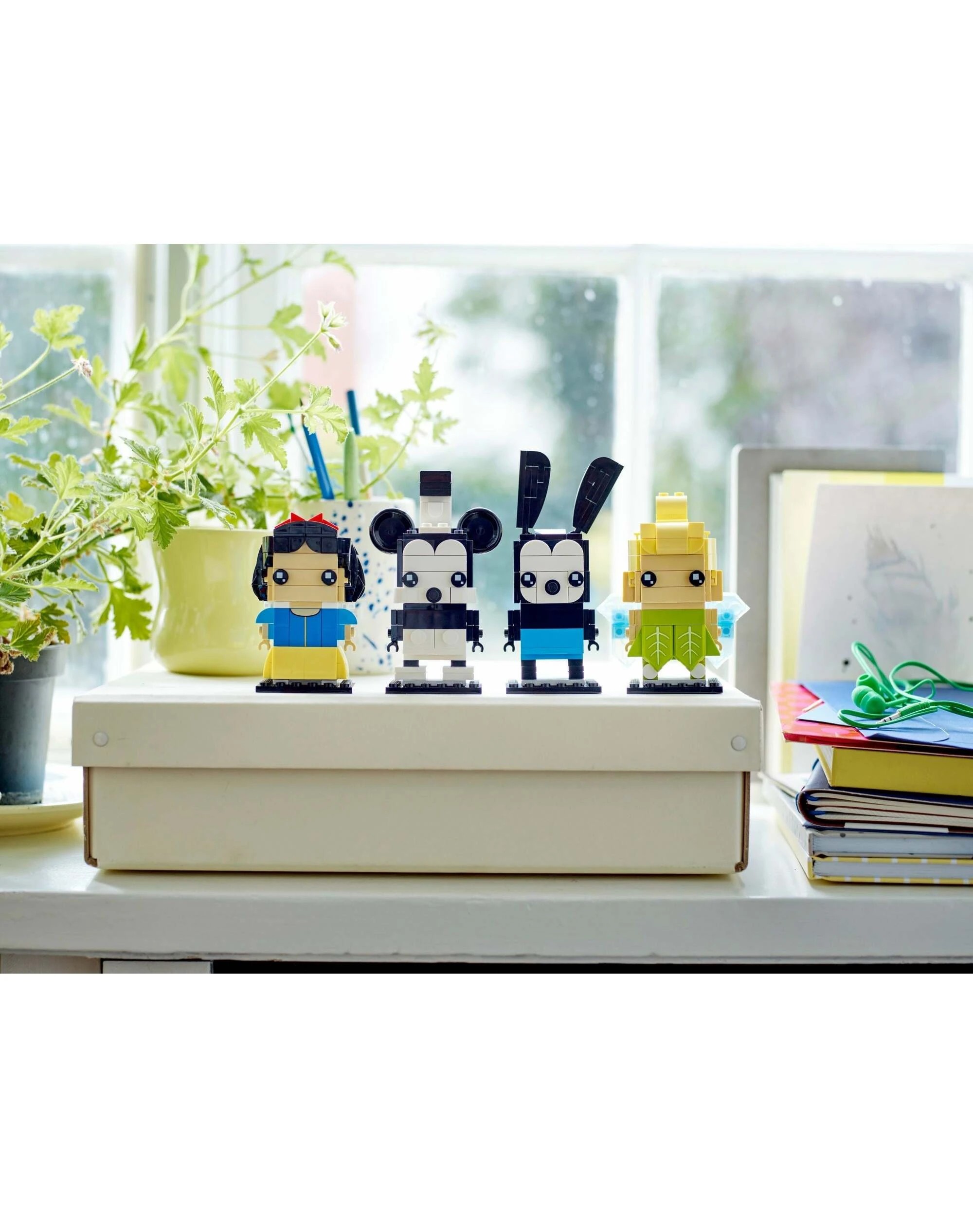4 Lego BRICKHEADZ Disney Oswald Mickey Snow White Tinkerbell (40622), 4 of 5