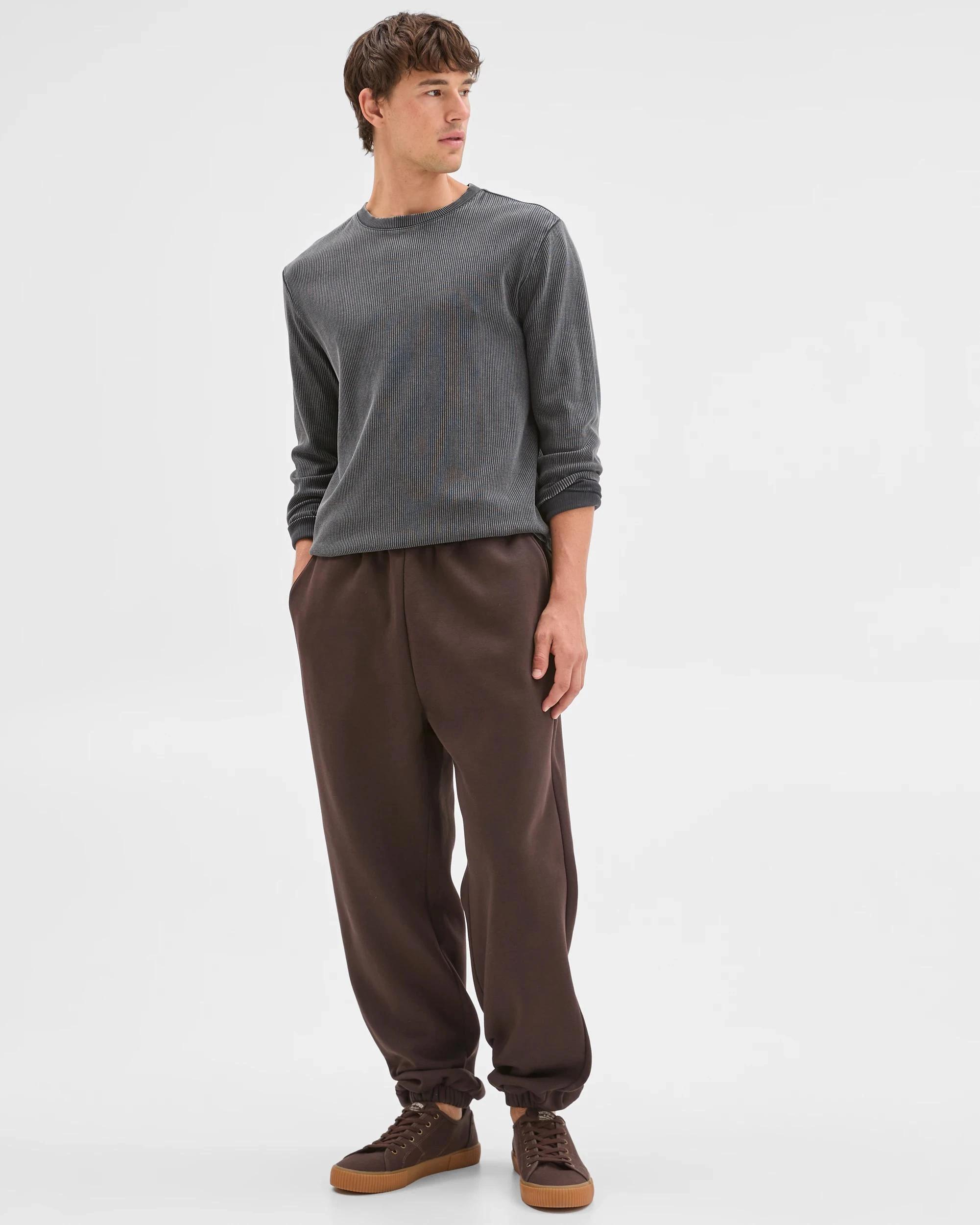 1 Commons Australian Cotton Blend Heavyweight Cuffed Trackpants DARK BROWN, 1 of 6