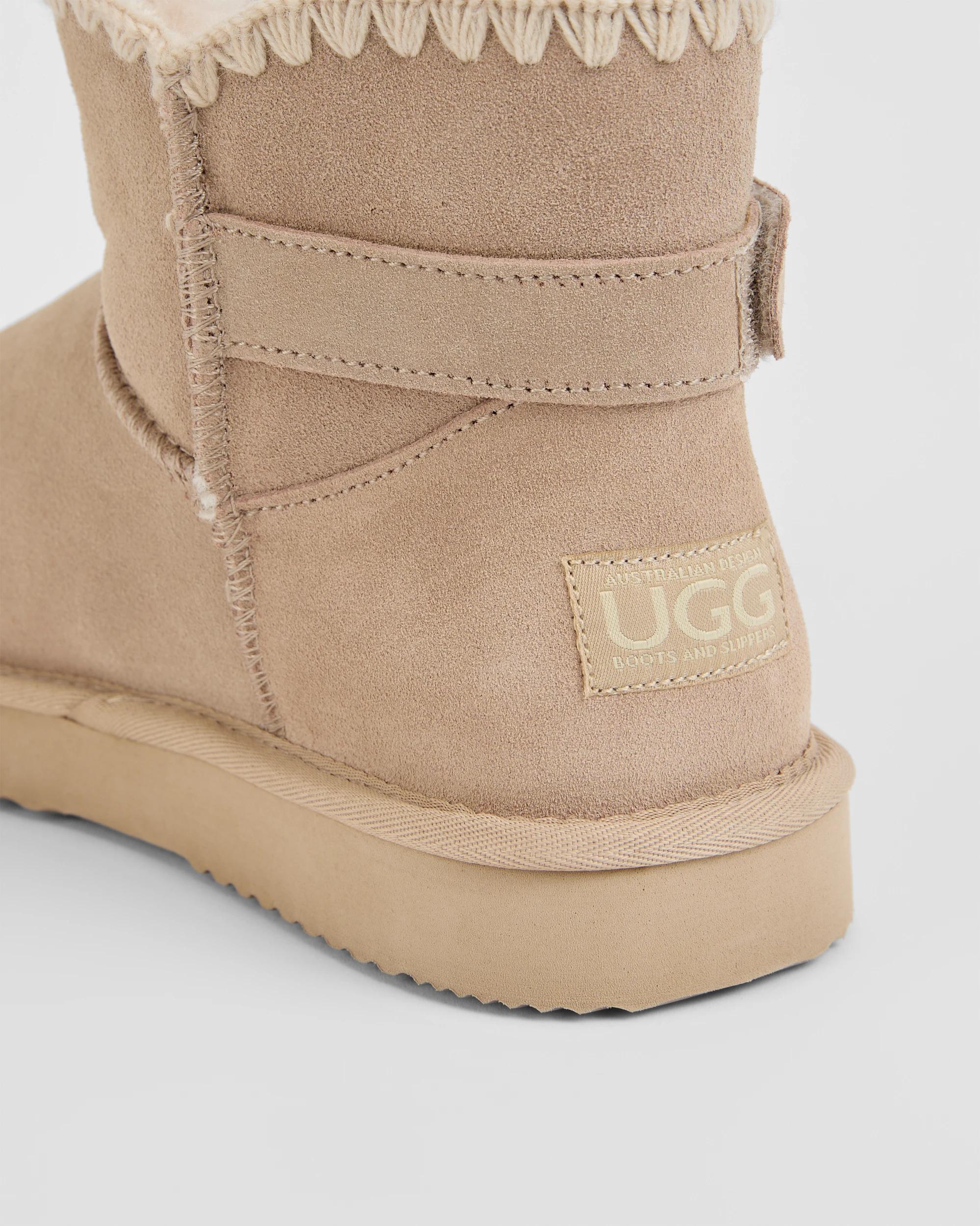 3 Australian Design Ugg Boots and Slippers Australian Design Leather and Sheepskin Platform Stitched Pixie Boot SAND, 3 of 3
