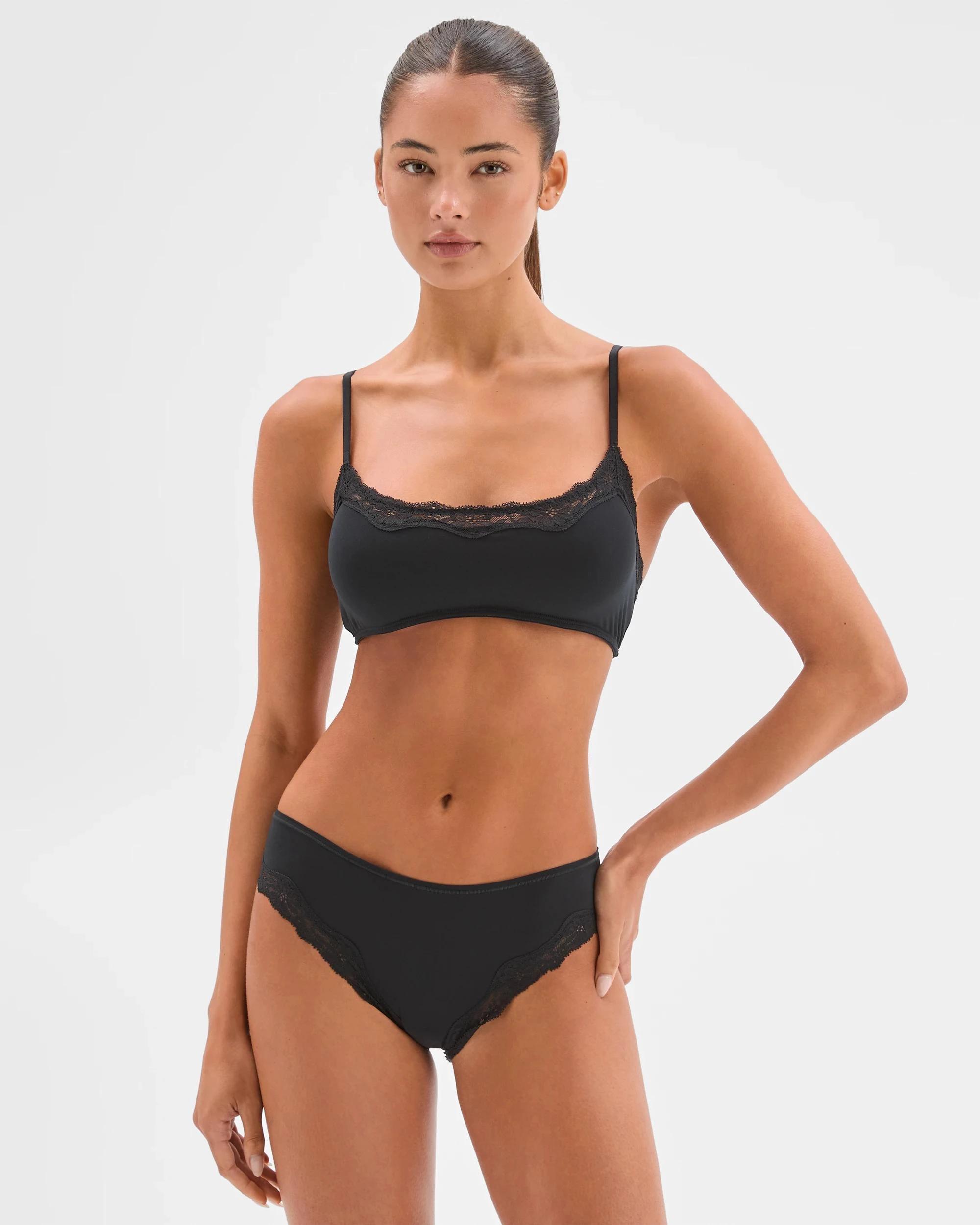 1 Bonds Womens Bases Flex Lace Bralette BLACK, 1 of 4