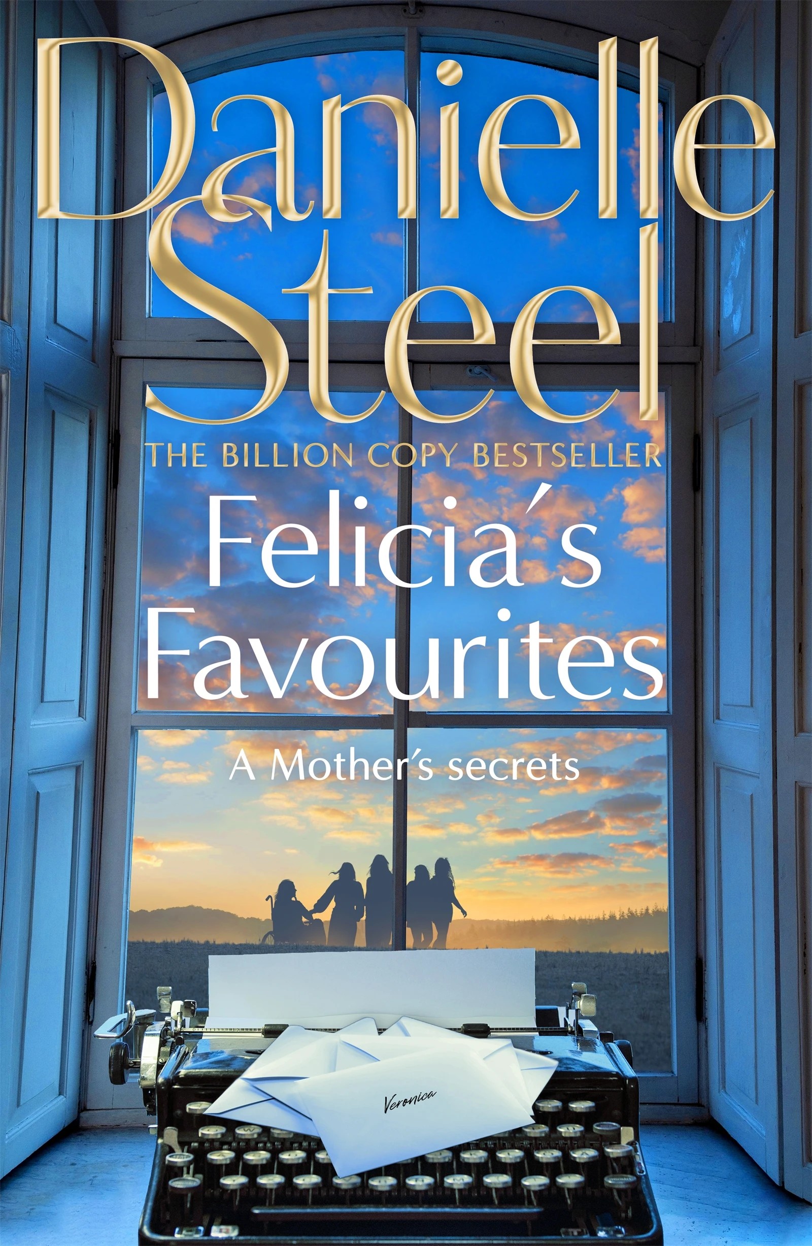 1 Felicia's Favourites by Danielle Steel - Book, 1 of 1
