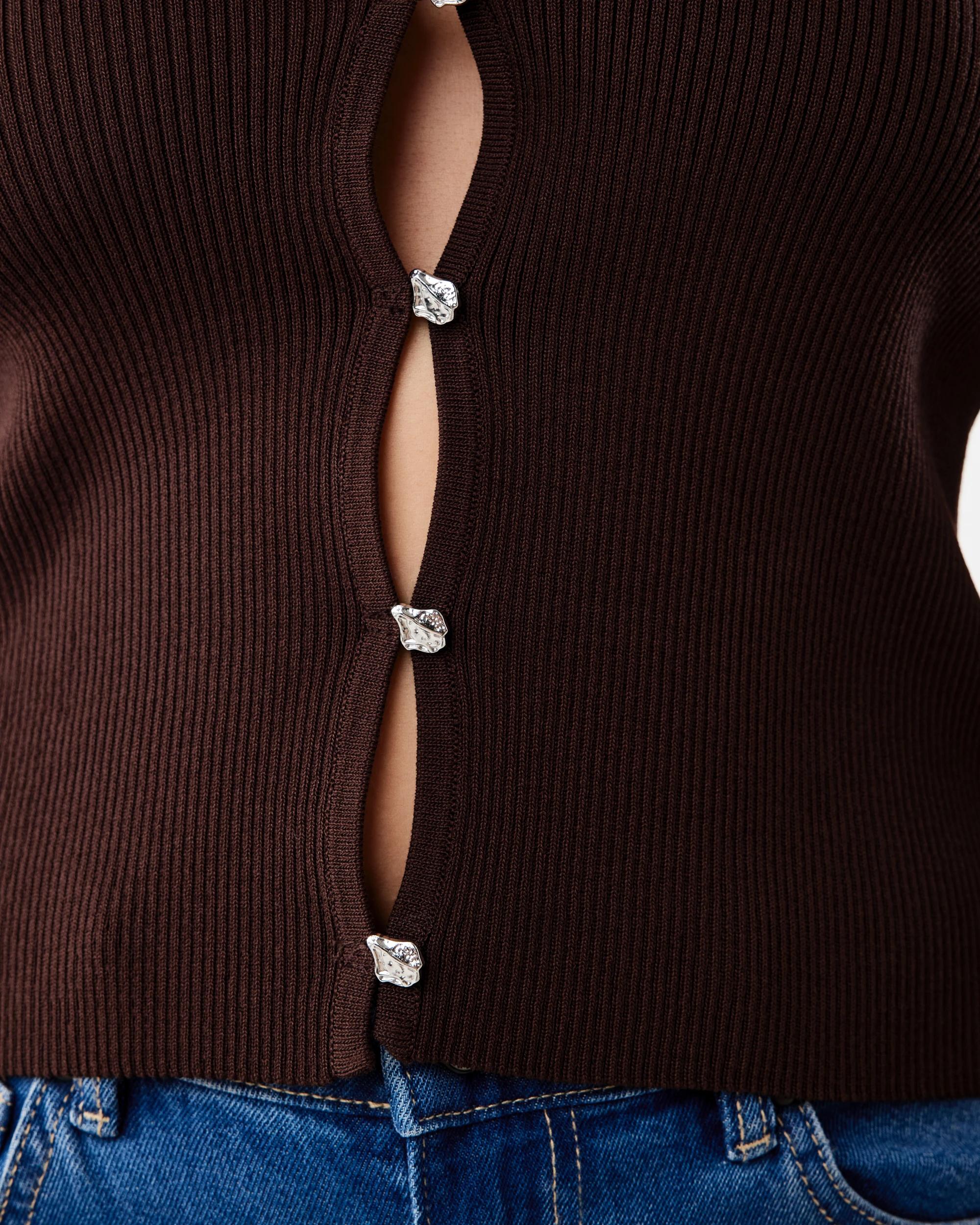 5 Long Sleeve V-Neck Button Through Top Melt Brown, 5 of 6