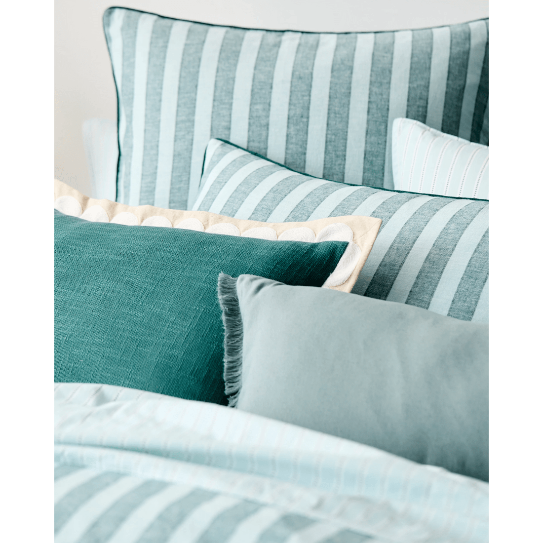 4 Target Reid Stripe Linen/cotton European Pillowcase
 - Queen Bed
 - Green, 4 of 4