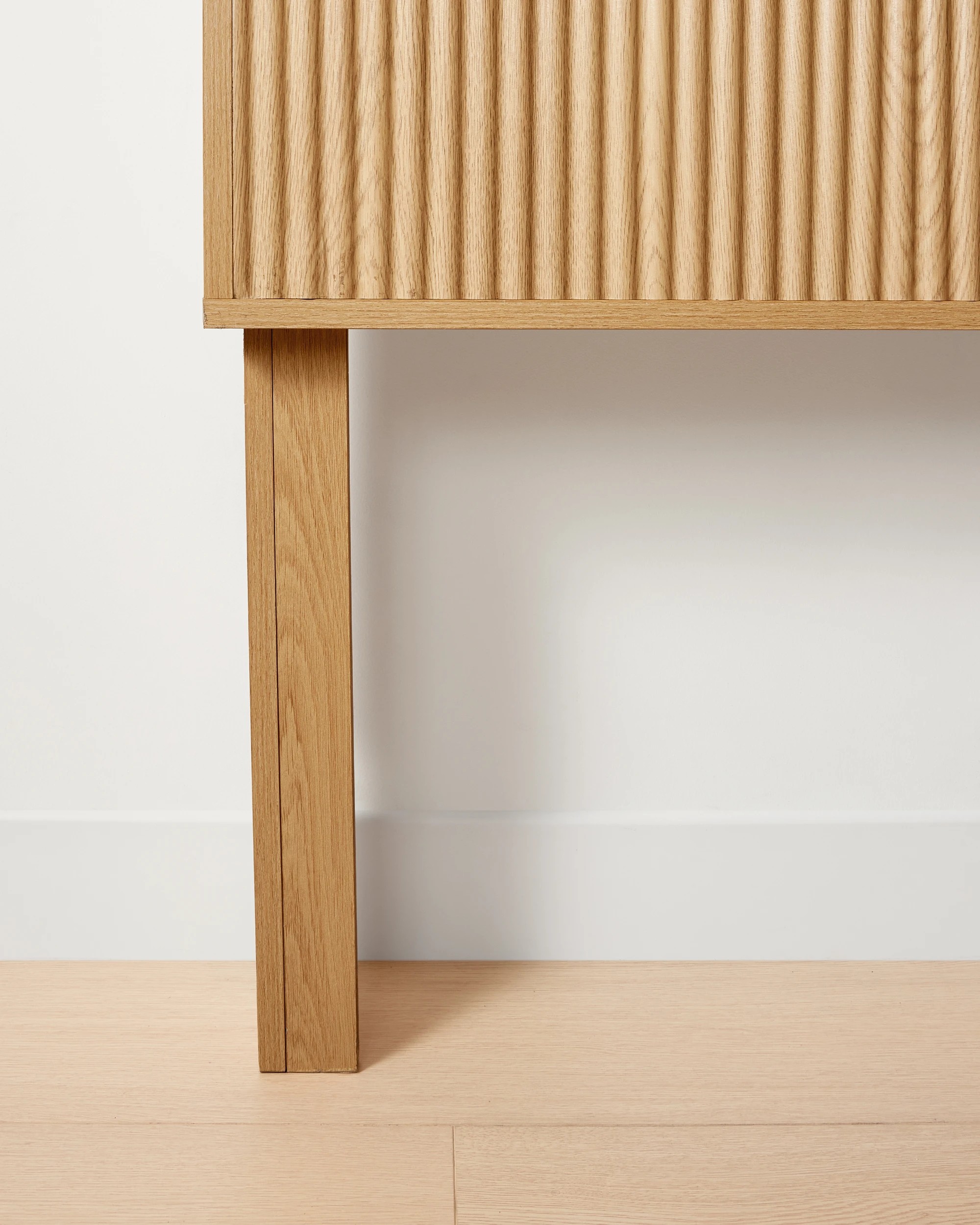 6 Queen Ryan Ribbed Bedhead - Oak, 6 of 6