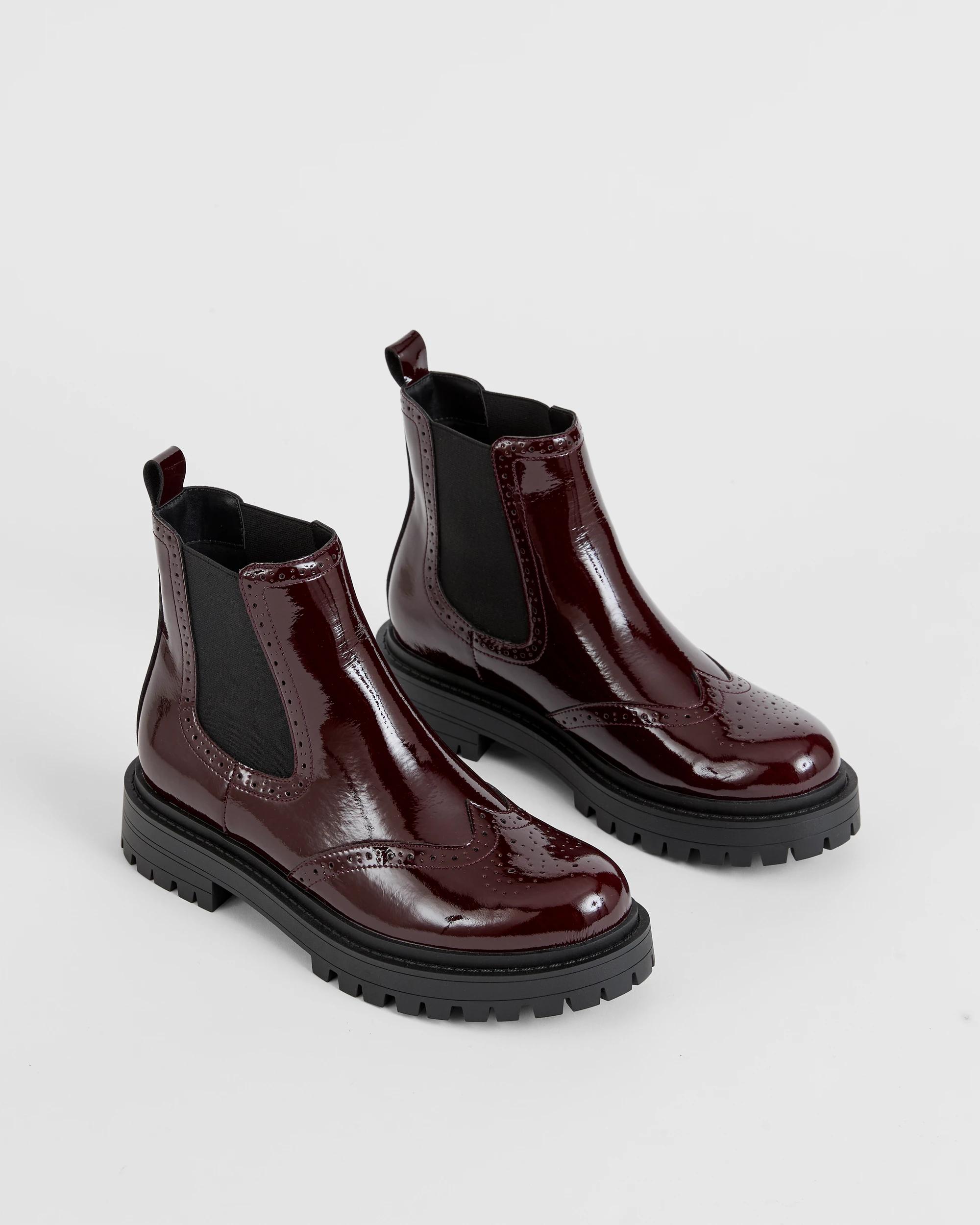 2 Target Woman Brogue Chelsea Boots BURGUNDY, 2 of 3