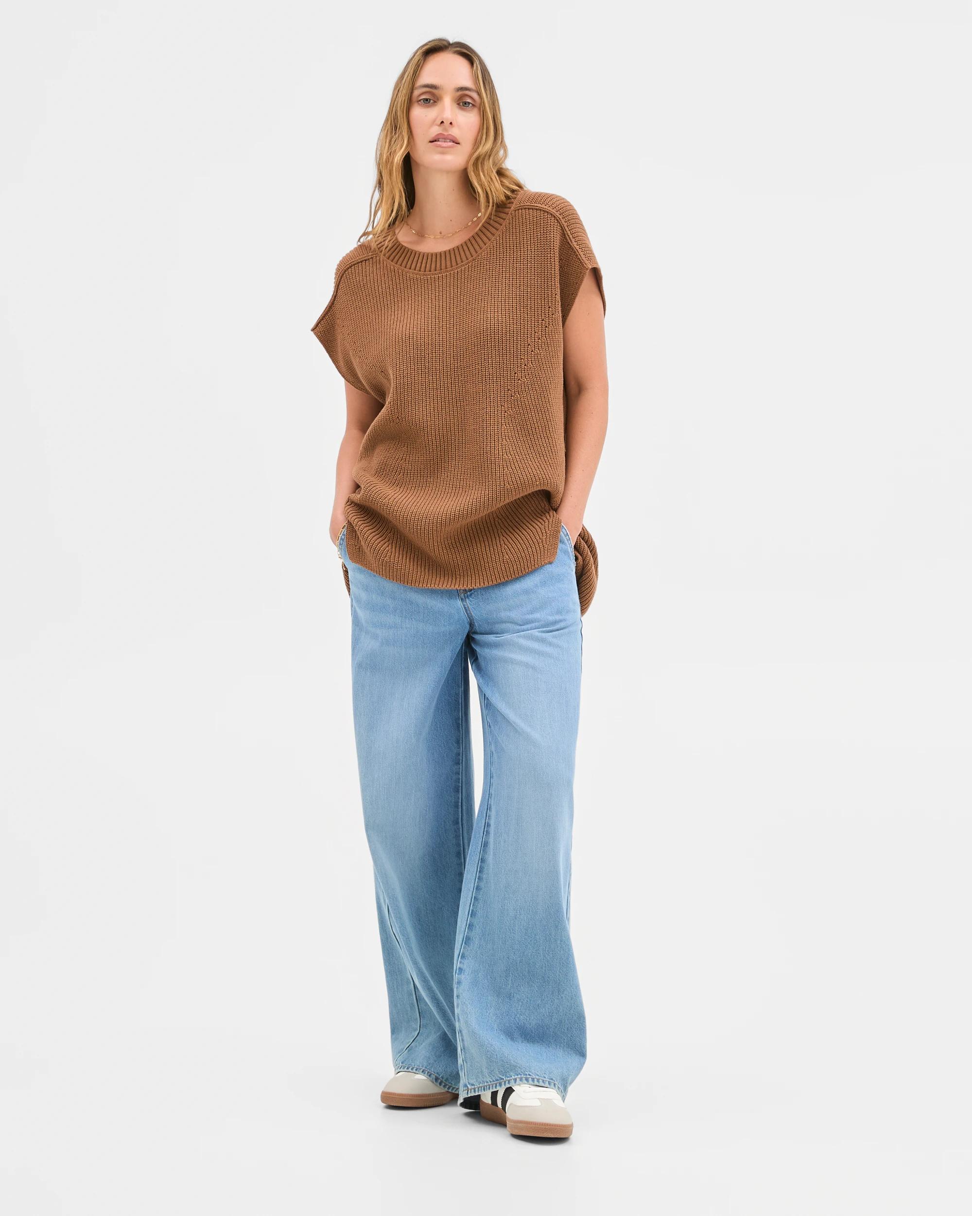 1 Target Woman Australian Cotton Blend Split Hem Vest PARTRIDGE, 1 of 5