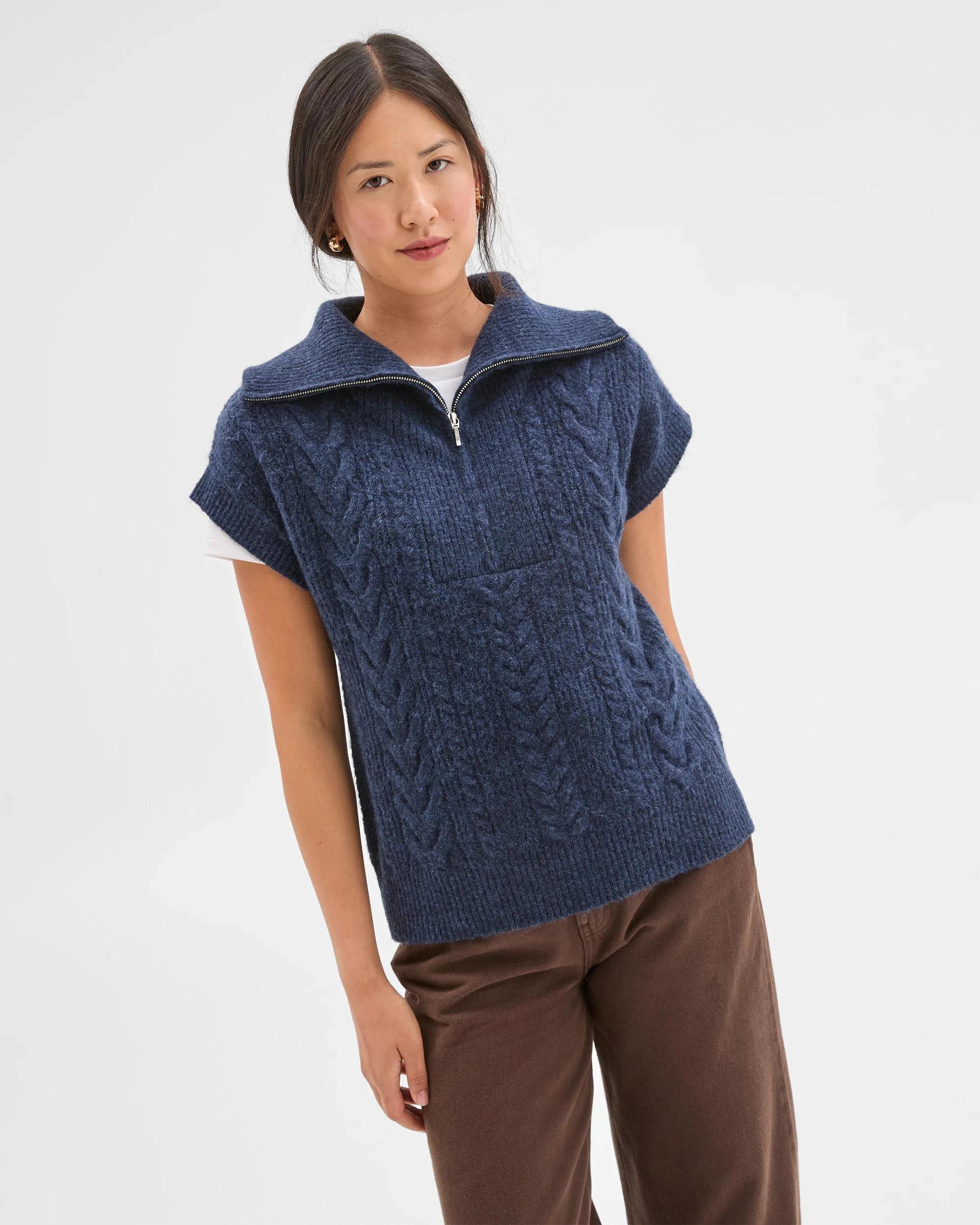 2 Target Woman Lightweight Lofty Cable Knit Vest NAVY, 2 of 6