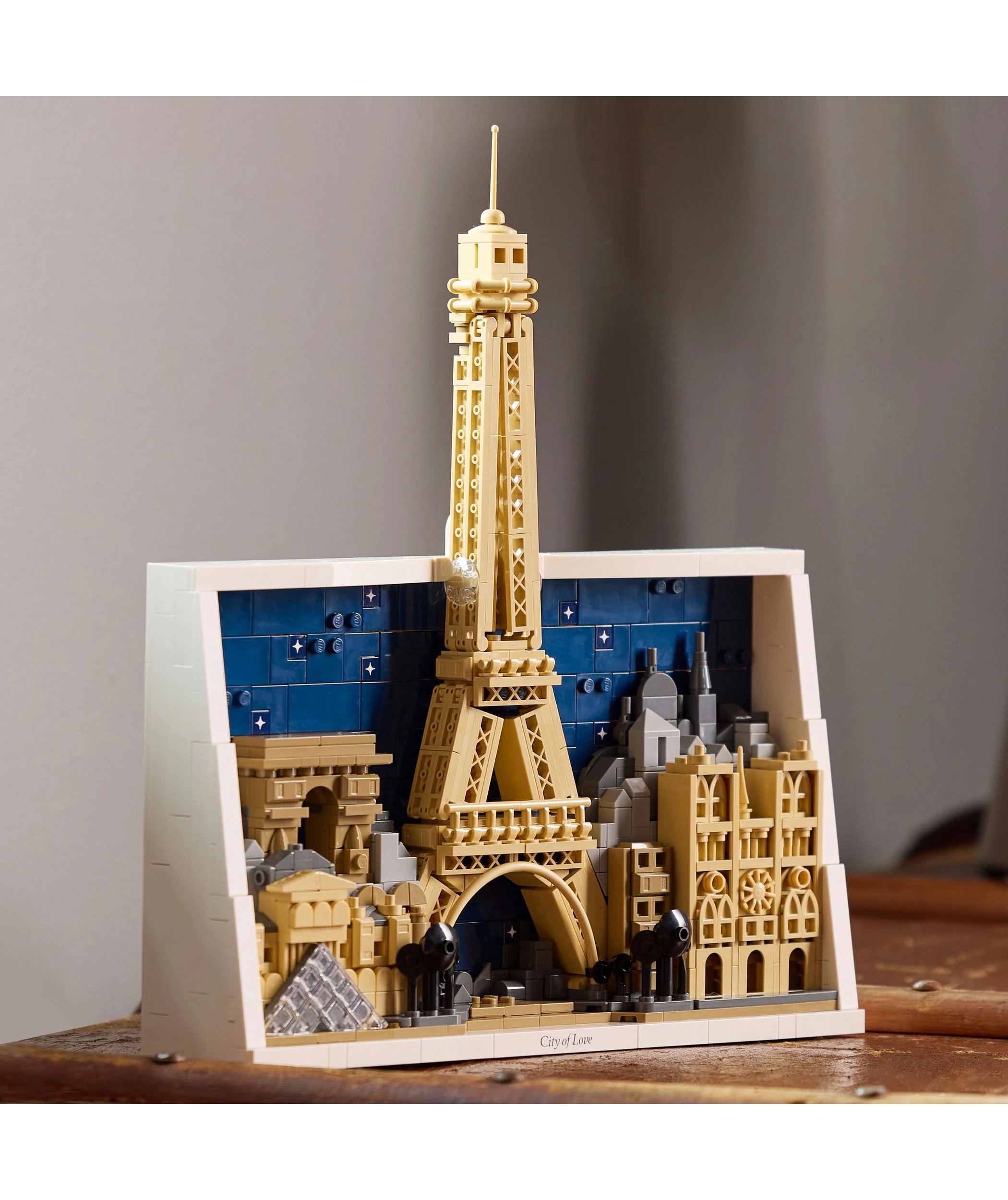 10 LEGO Architecture Paris - City of Love 21064, 10 of 11