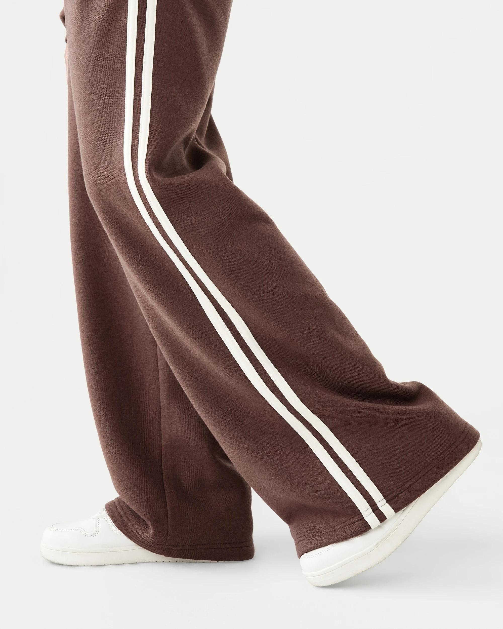 8 Everlast Womens Sports Stripe Trackpants Choc, 8 of 10