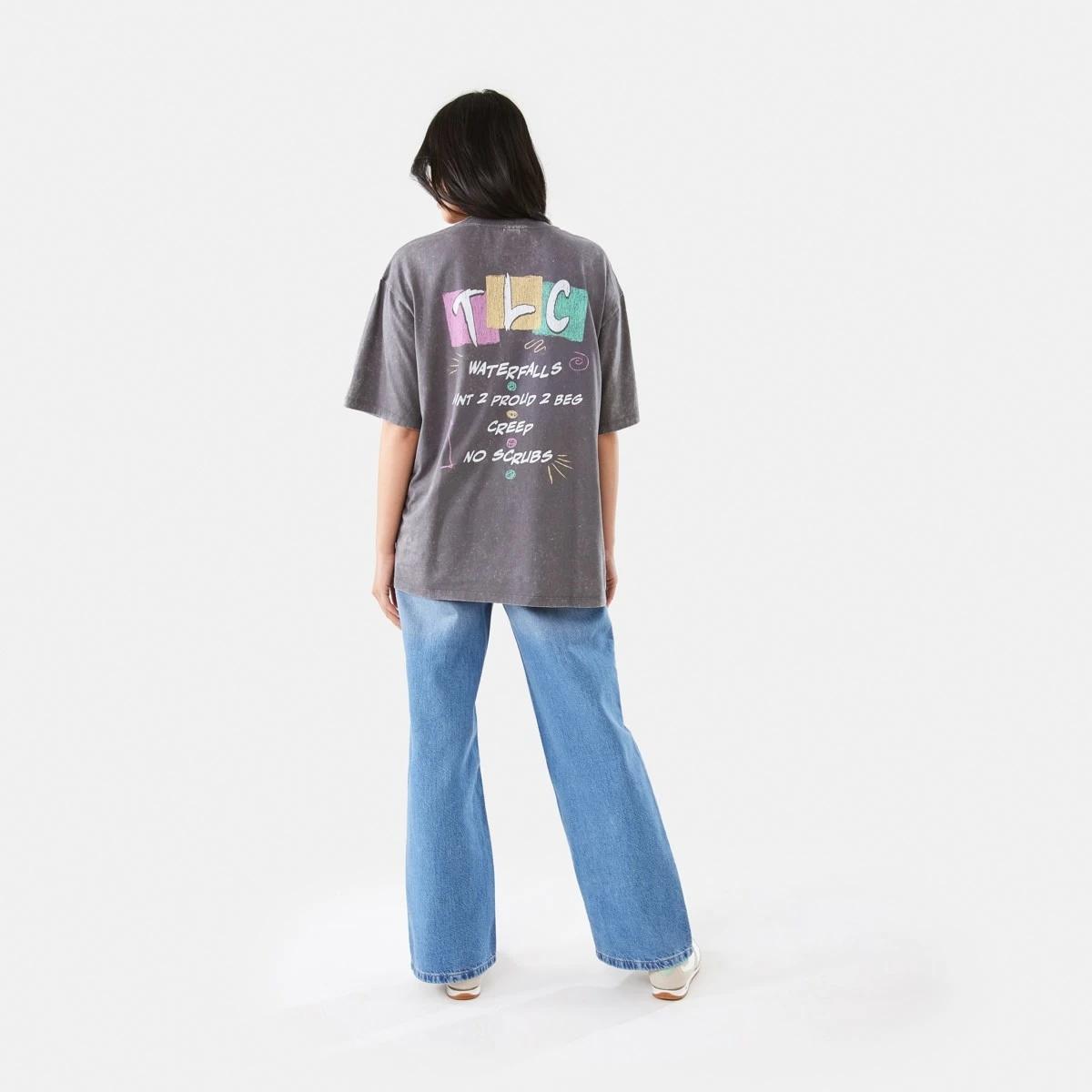 4 TLC License Short Sleeve Oversized T-shirt TLC LIGHT GREY WASH, 4 of 9