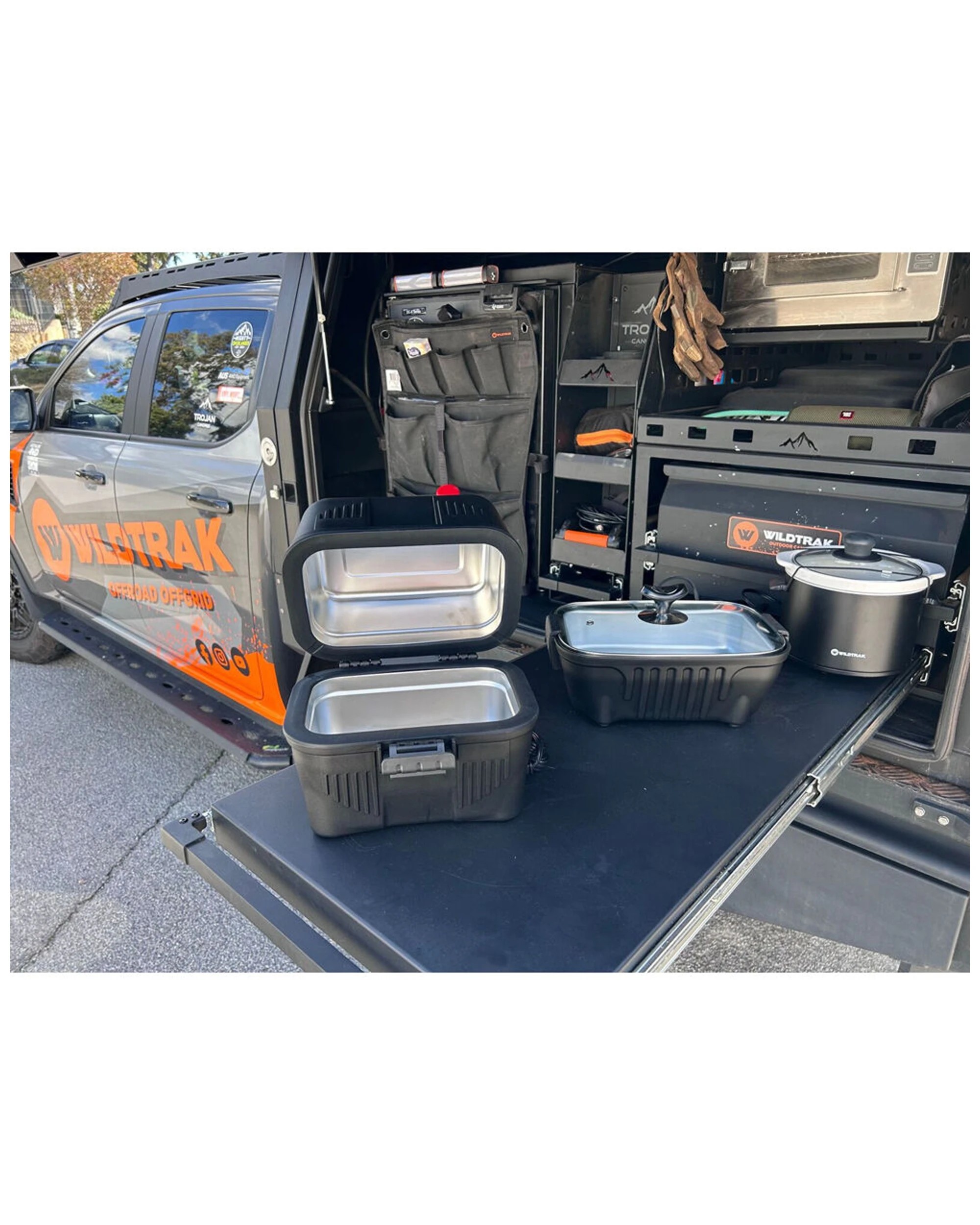 3 Wildtrak 12V Slow Cooker 1.4L Compact Non-Stick Aluminium Locking Lid Camping - Black, 3 of 3