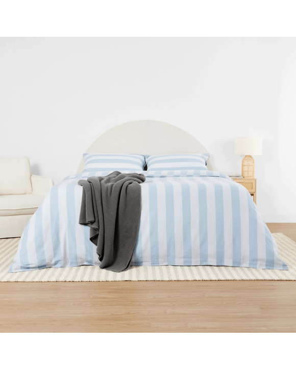 Boucle Queen Bedhead