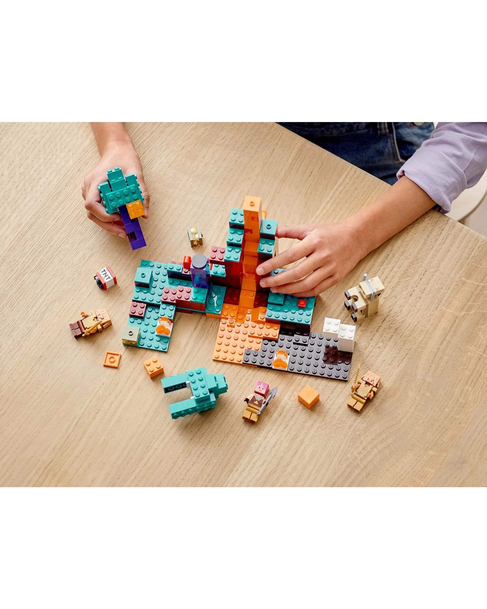 3 LEGO 21168 Minecraft The Warped Forest Set, 3 of 5