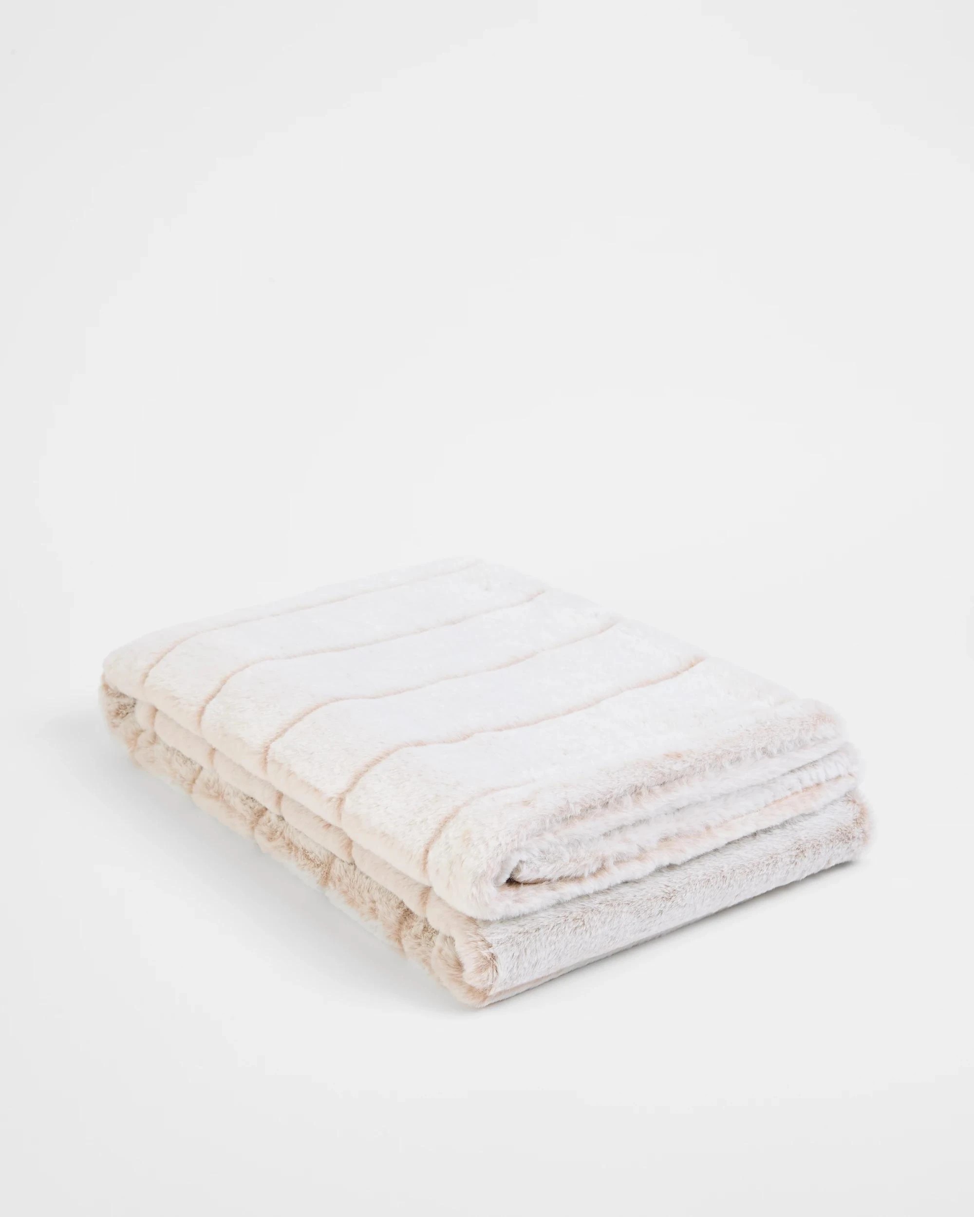 1 Target Aspen Faux Fur Throw - Queen Bed - Natural, 1 of 3