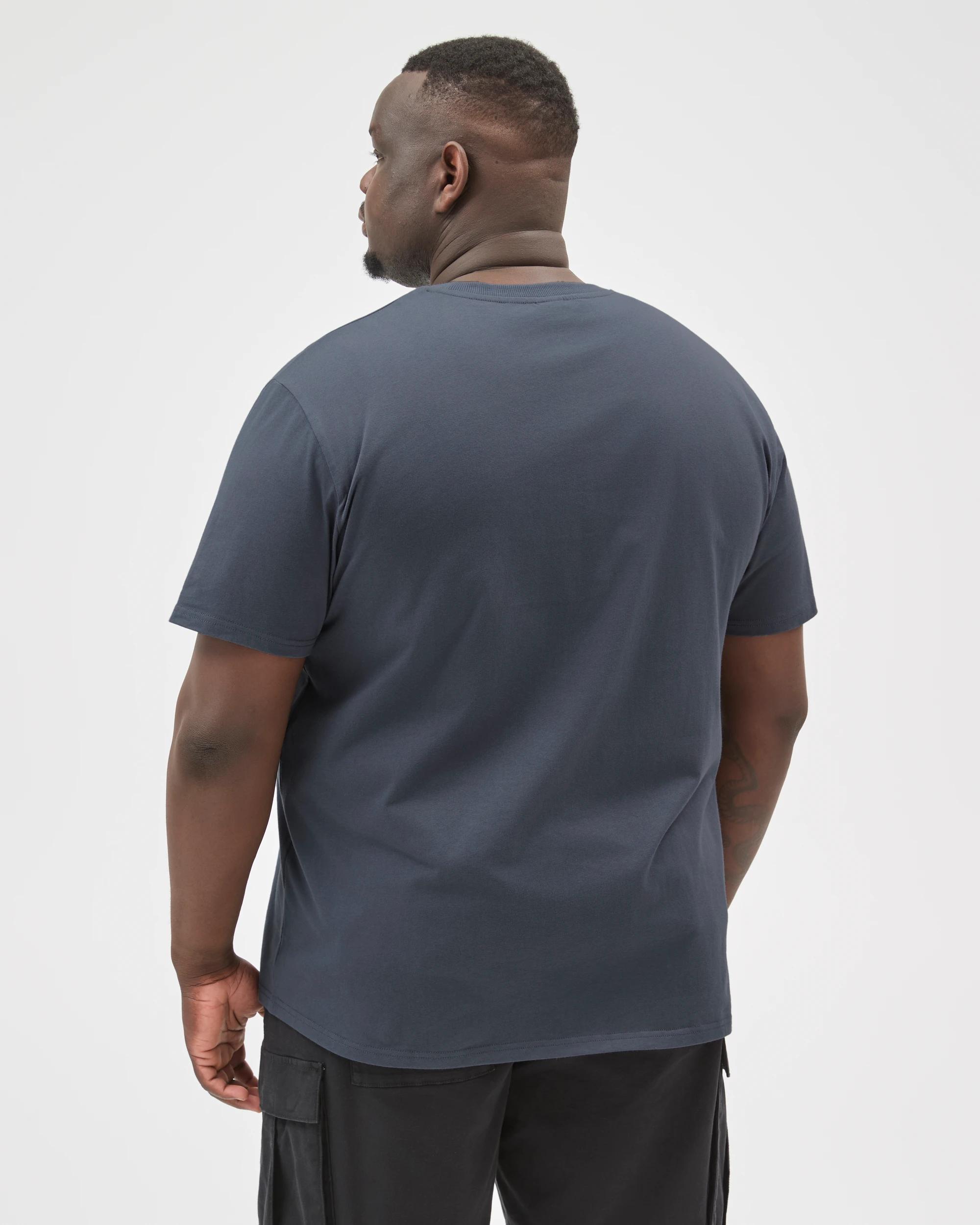 6 Bluey Plus Size Australian Cotton T-Shirt NAVY, 6 of 7