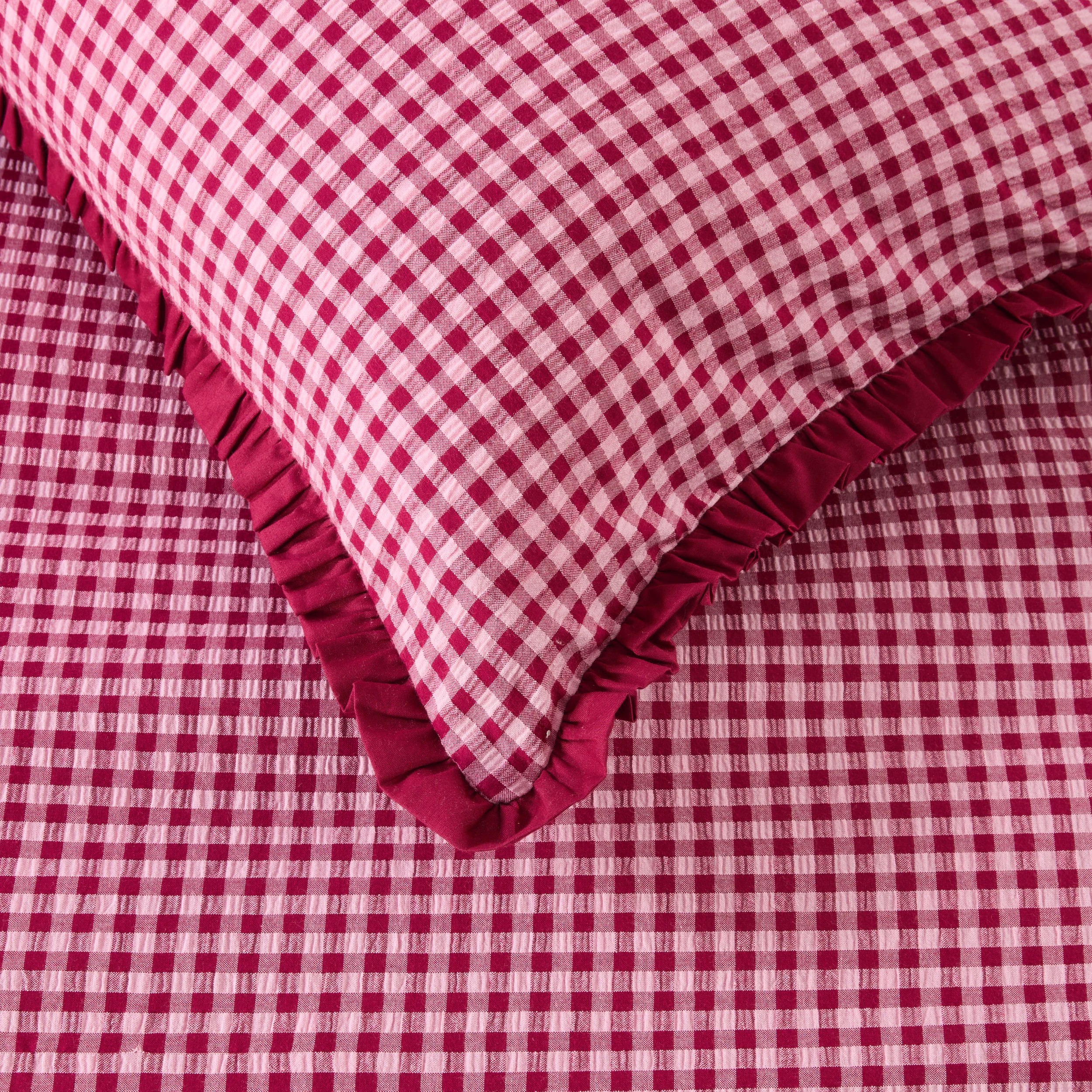 4 Gingham Ruffle Cotton Quilt Cover Set - Queen Bed, Berry, 4 of 7