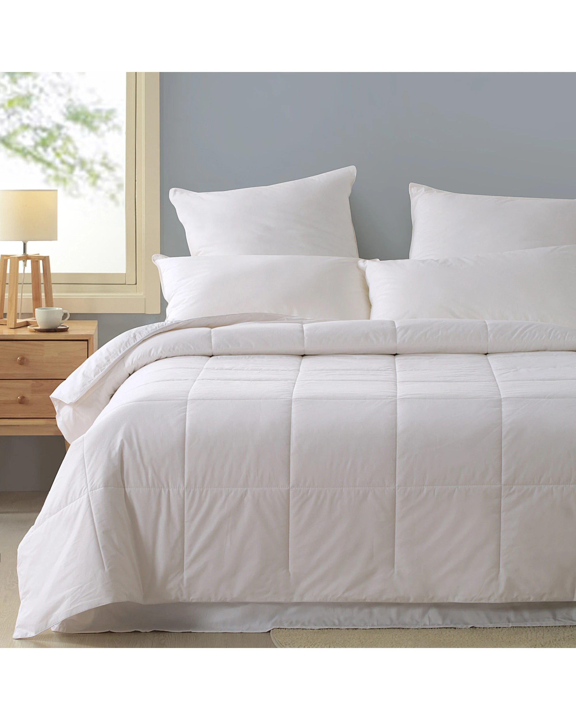 1 Dreamaker 500GSM Winterweight Australian Washable Wool Quilt - Queen Bed - White, 1 of 4