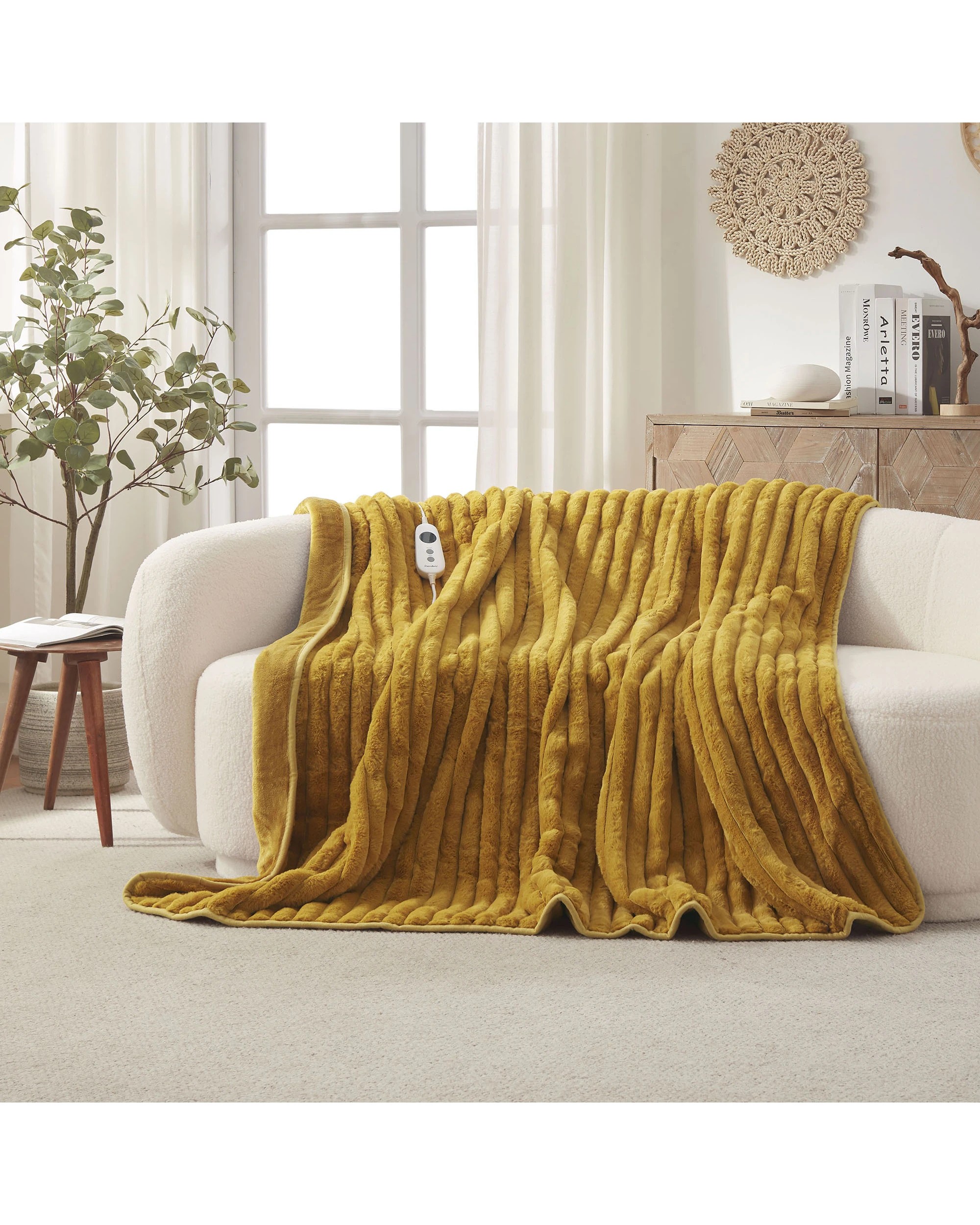 1 Dreamaker Cirra Chunky Embossed Fleece Heated Throw 180x200cm - Mustard Gold, 1 of 10