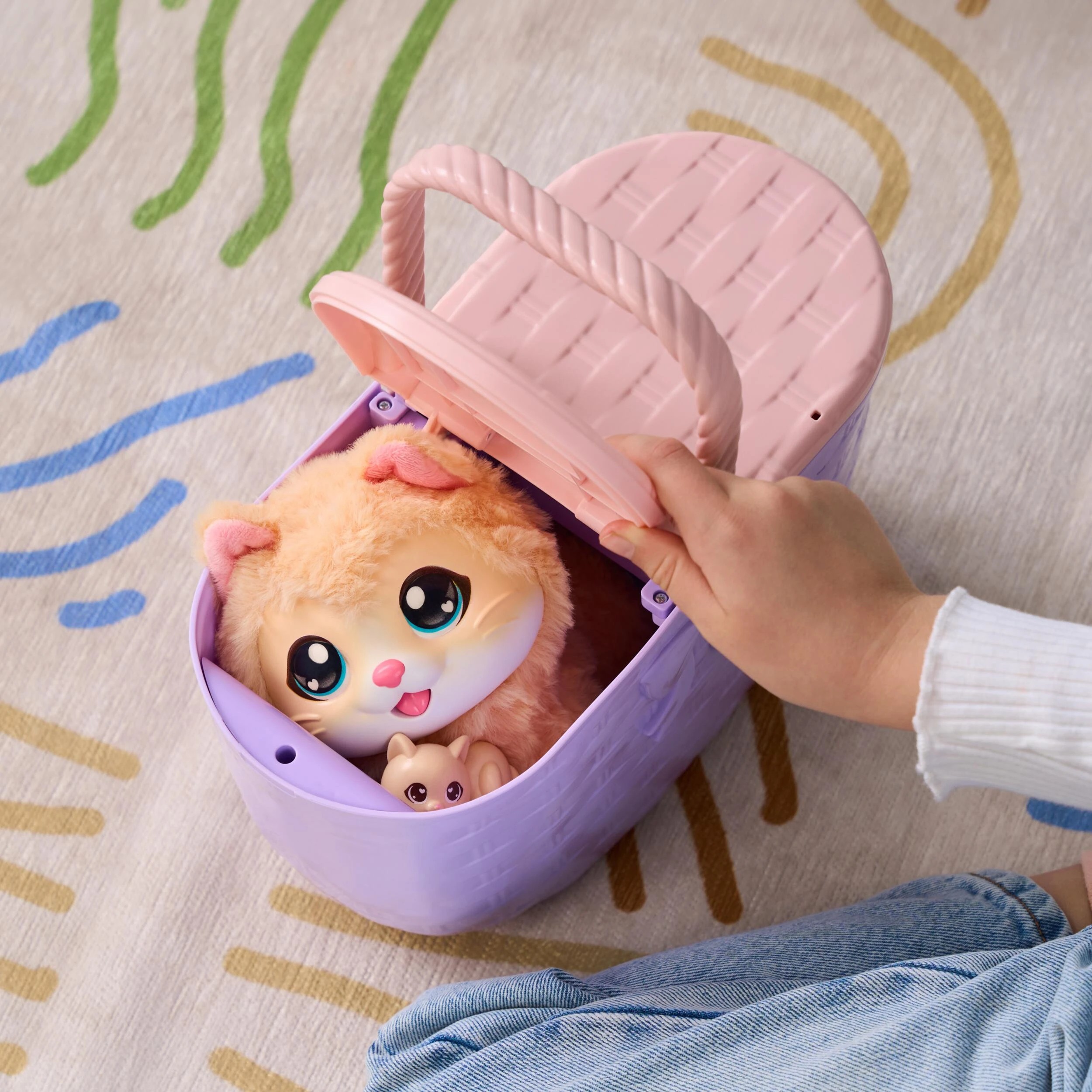 6 Little Live Pets Mama Surprise Kittens Playset, 6 of 7