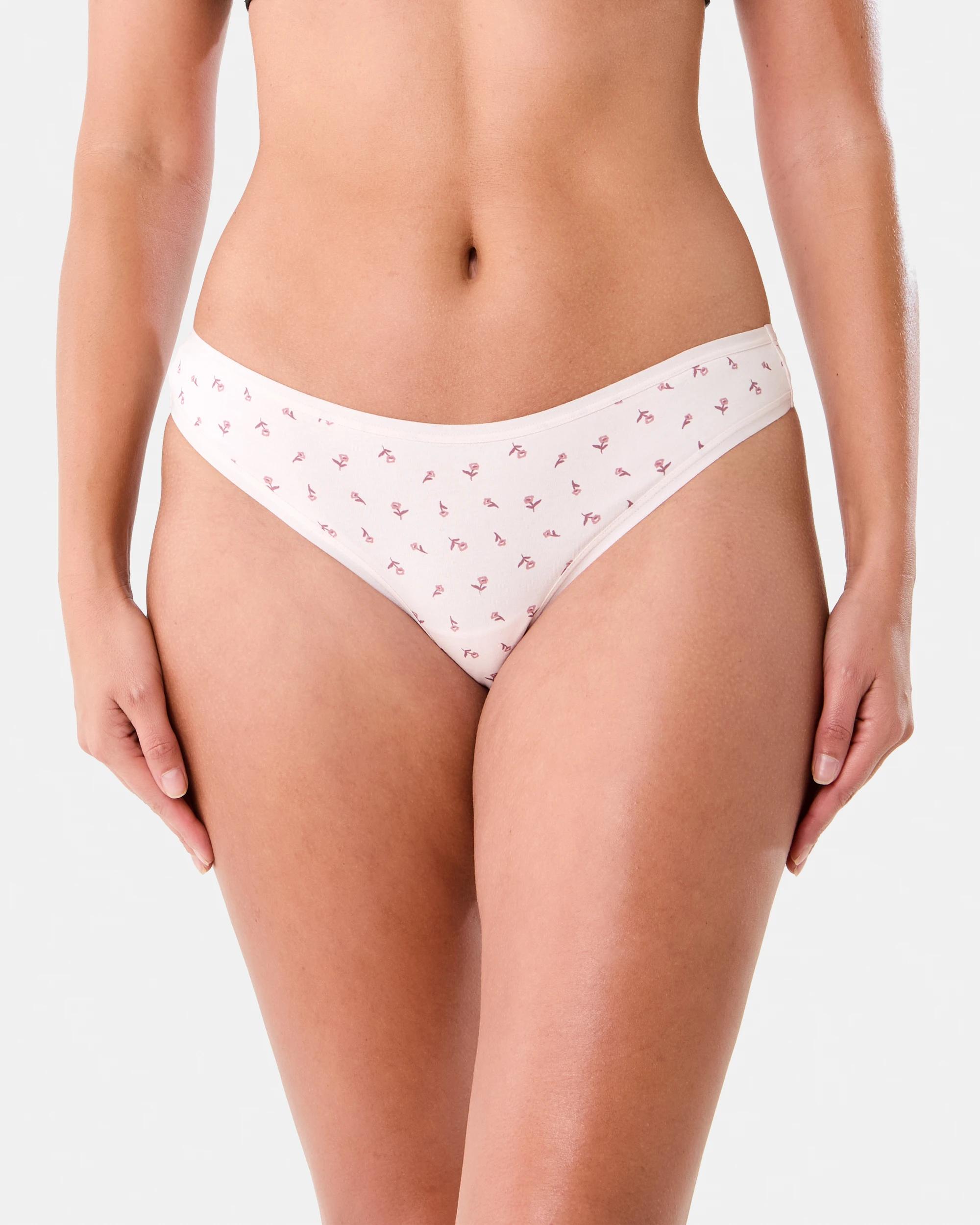 7 5 Pack G-String Briefs Roses, 7 of 10