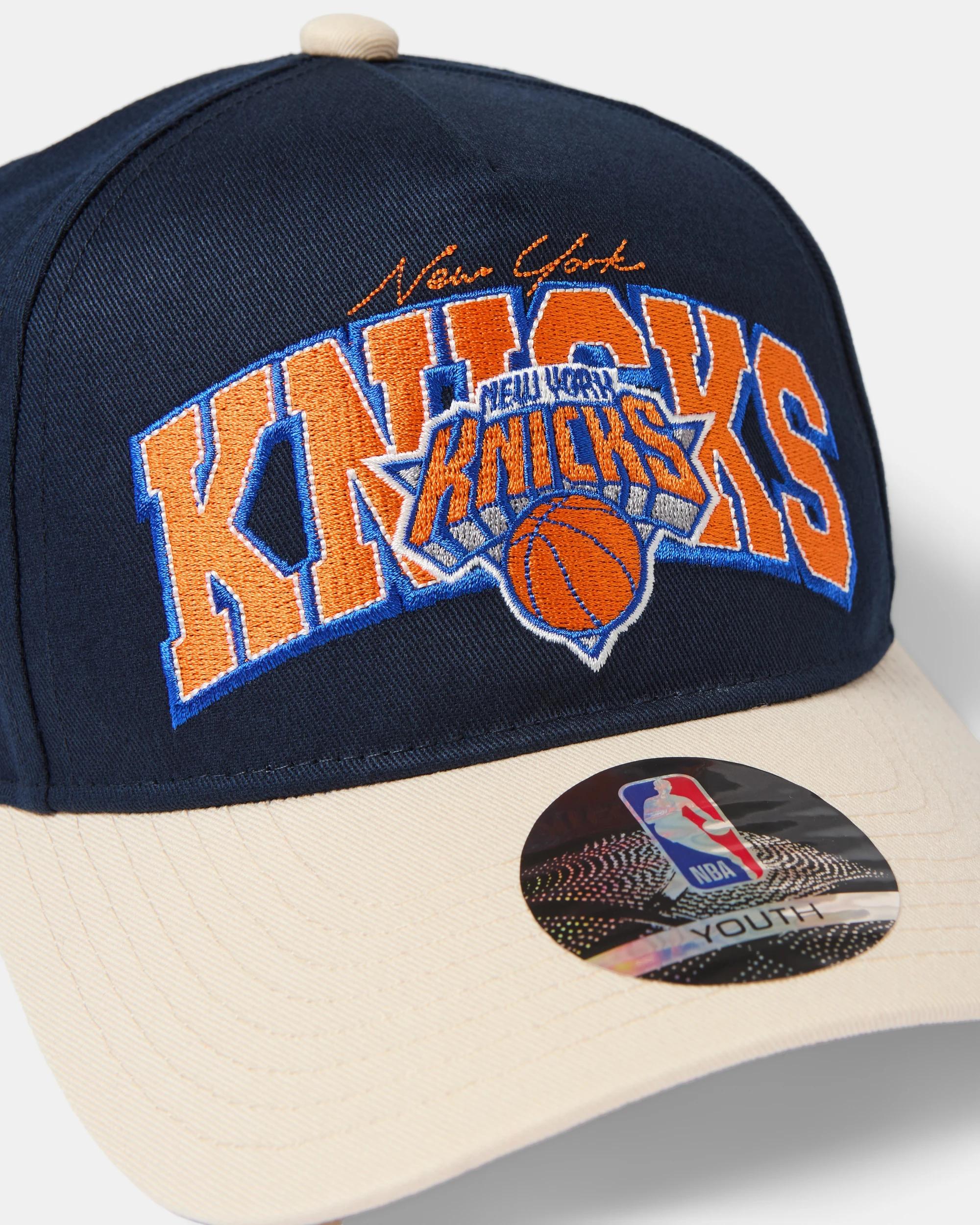 3 Official NBA Cap Kncks 7emn, 3 of 4