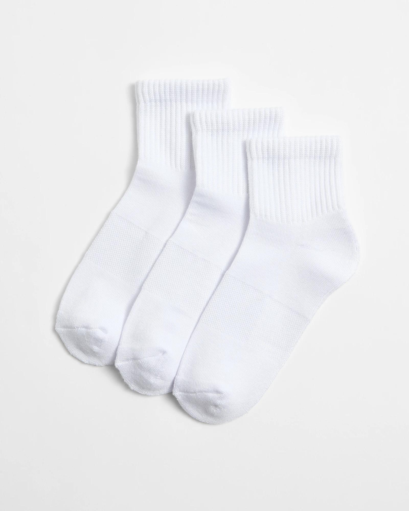 1 Target Active Bamboo 3 Pack Quarter Crew Sports Socks WHITE, 1 of 3