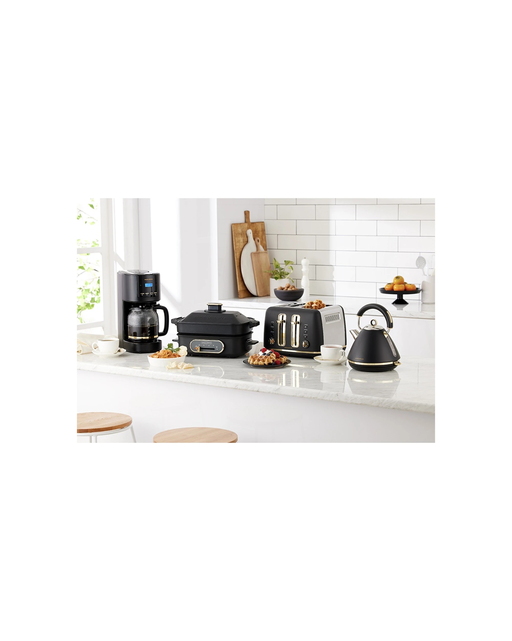 7 Morphy Richards Ascend Adjustable 4 Slice Toaster W/crumb Tray 2000w - black, 7 of 7