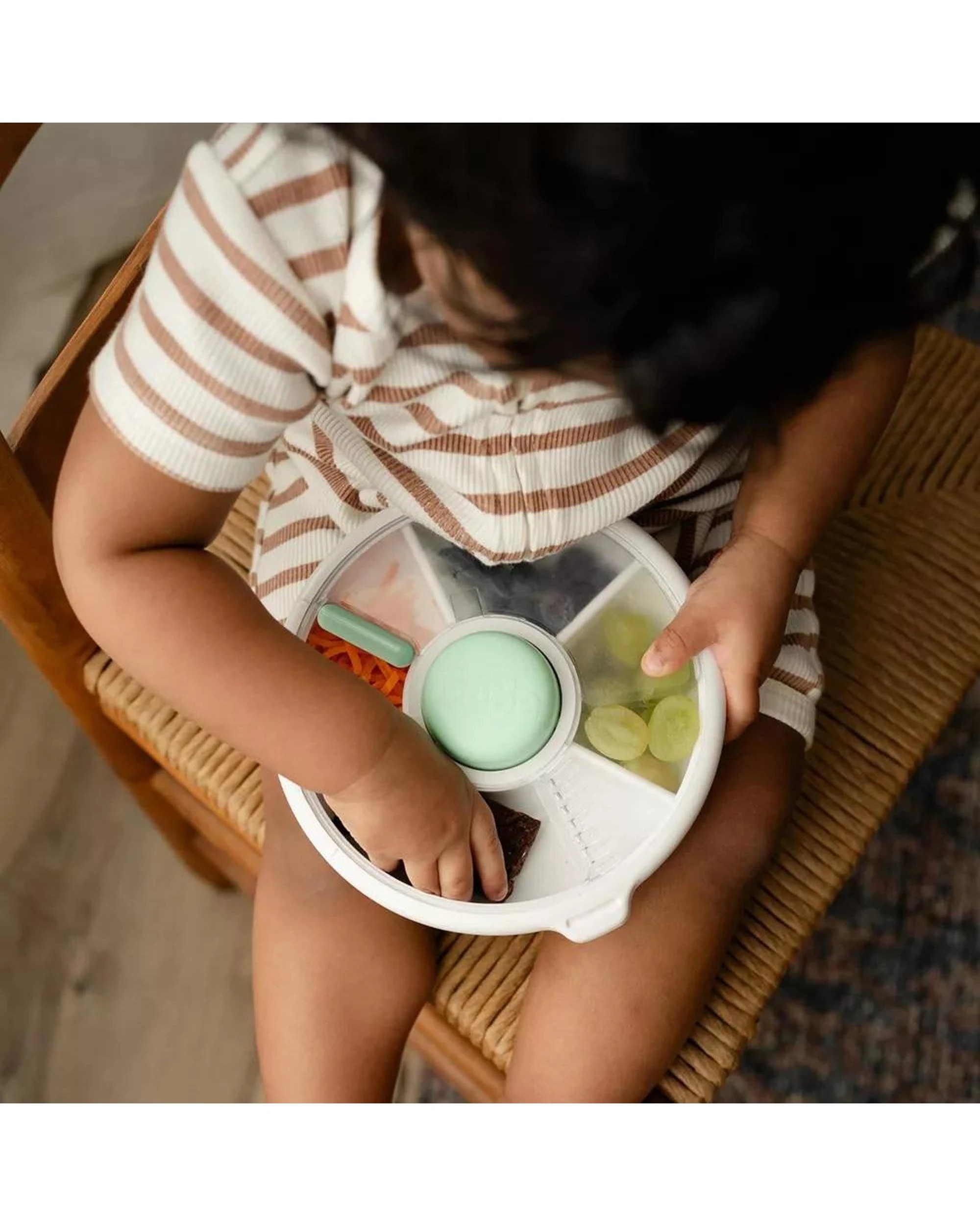 3 GoBe Original Snack Spinner  Green, 3 of 3
