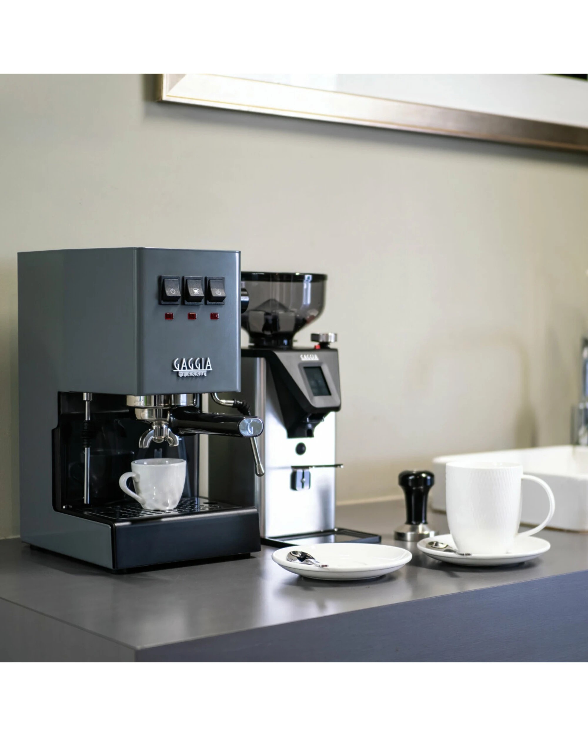 4 Gaggia Classic E24 Grey Coffee Machine & Coffee Grinder Package, 4 of 5