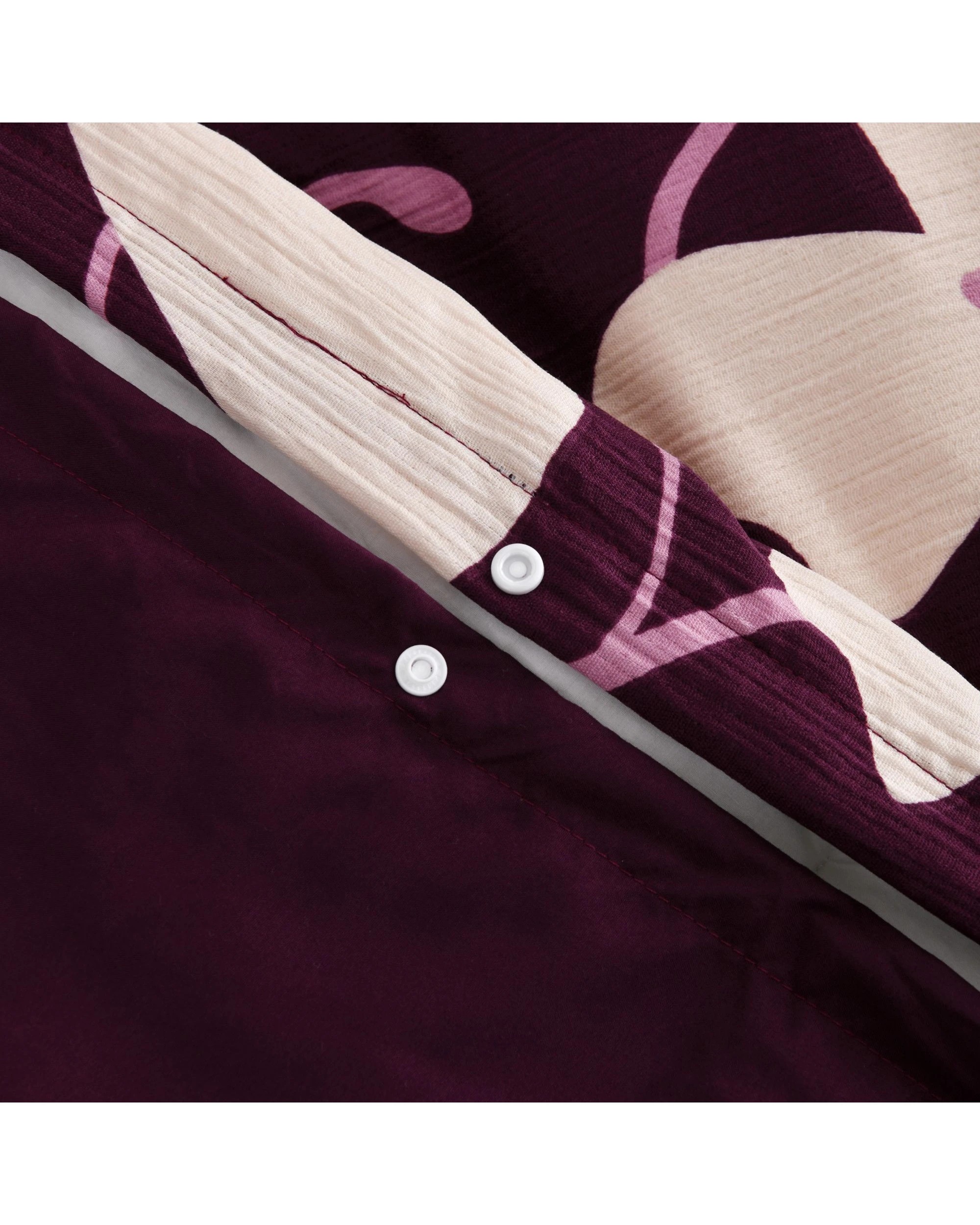 6 Dreamaker Ezra Floral Printed Quilt Cover Set - Single Bed - Cherry, 6 of 7