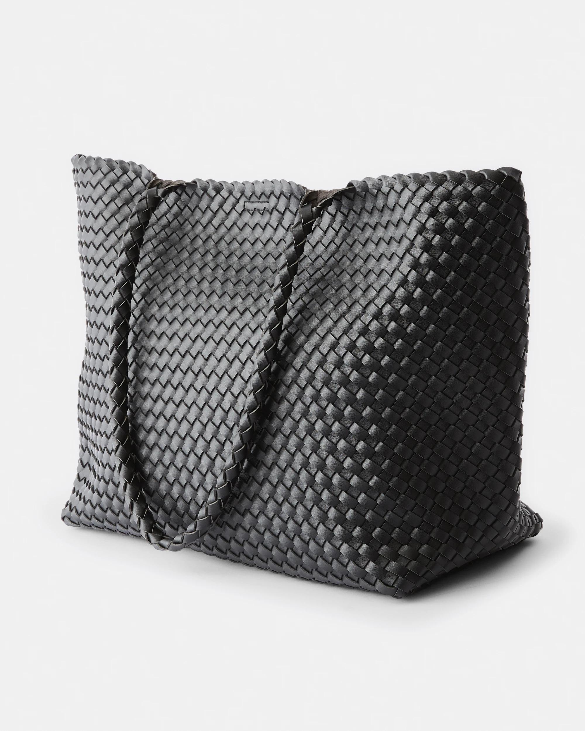 2 True Weave Tote Bag Black, 2 of 5