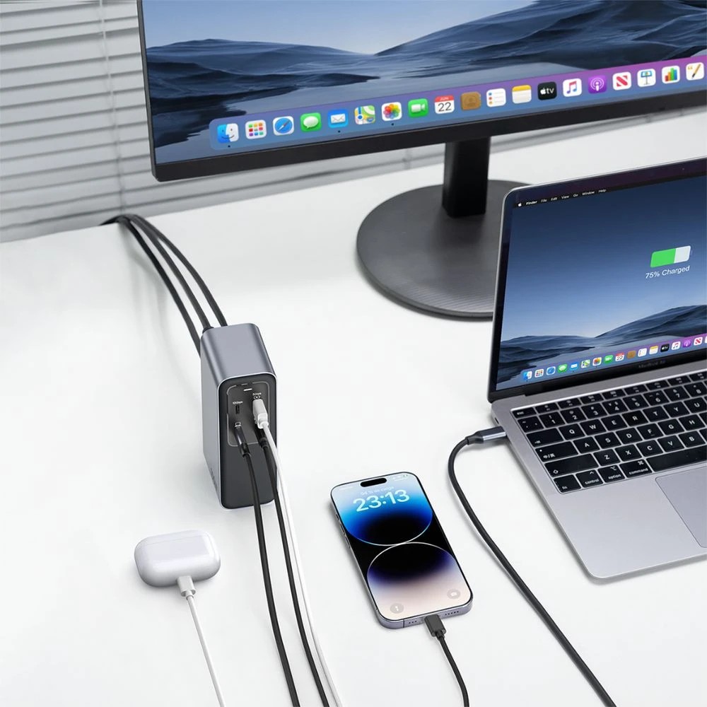 4 Comsol USB-C Docking Station with Integrated 100W PD Charger, 4 of 6