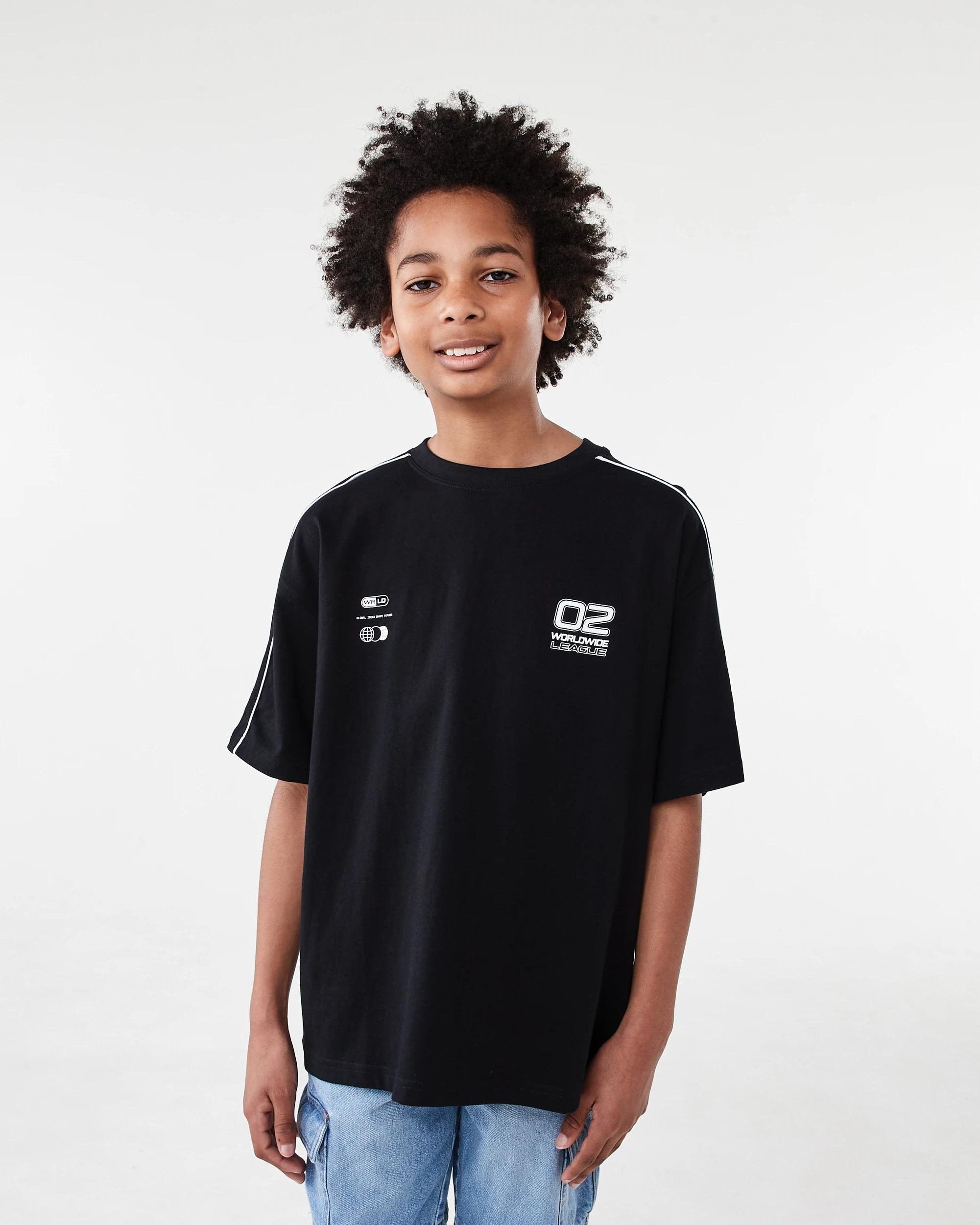 1 Short Sleeve Oversized Piped T-shirt Blk Varsit, 1 of 8