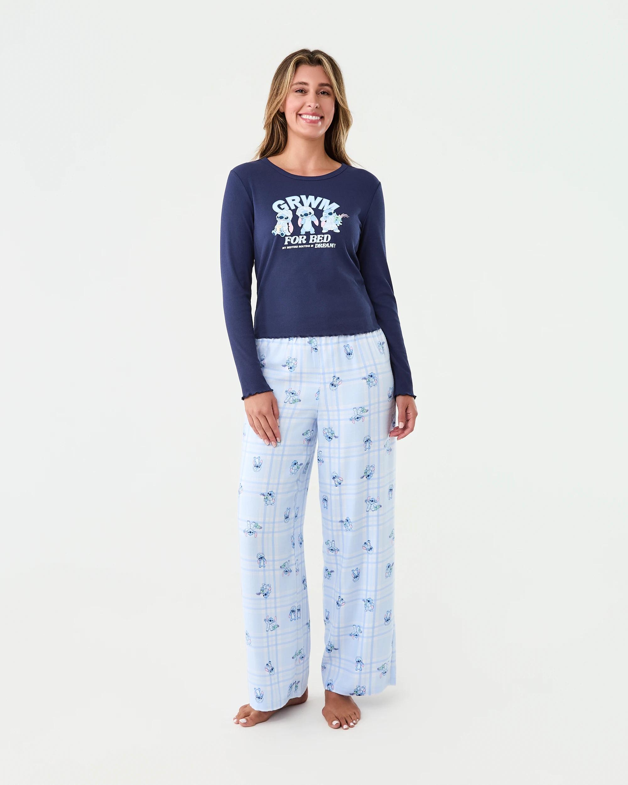 1 Disney Stitch License Long Sleeve Rib Top and Flannel Pants Pyjama Set Stch Grwm, 1 of 7