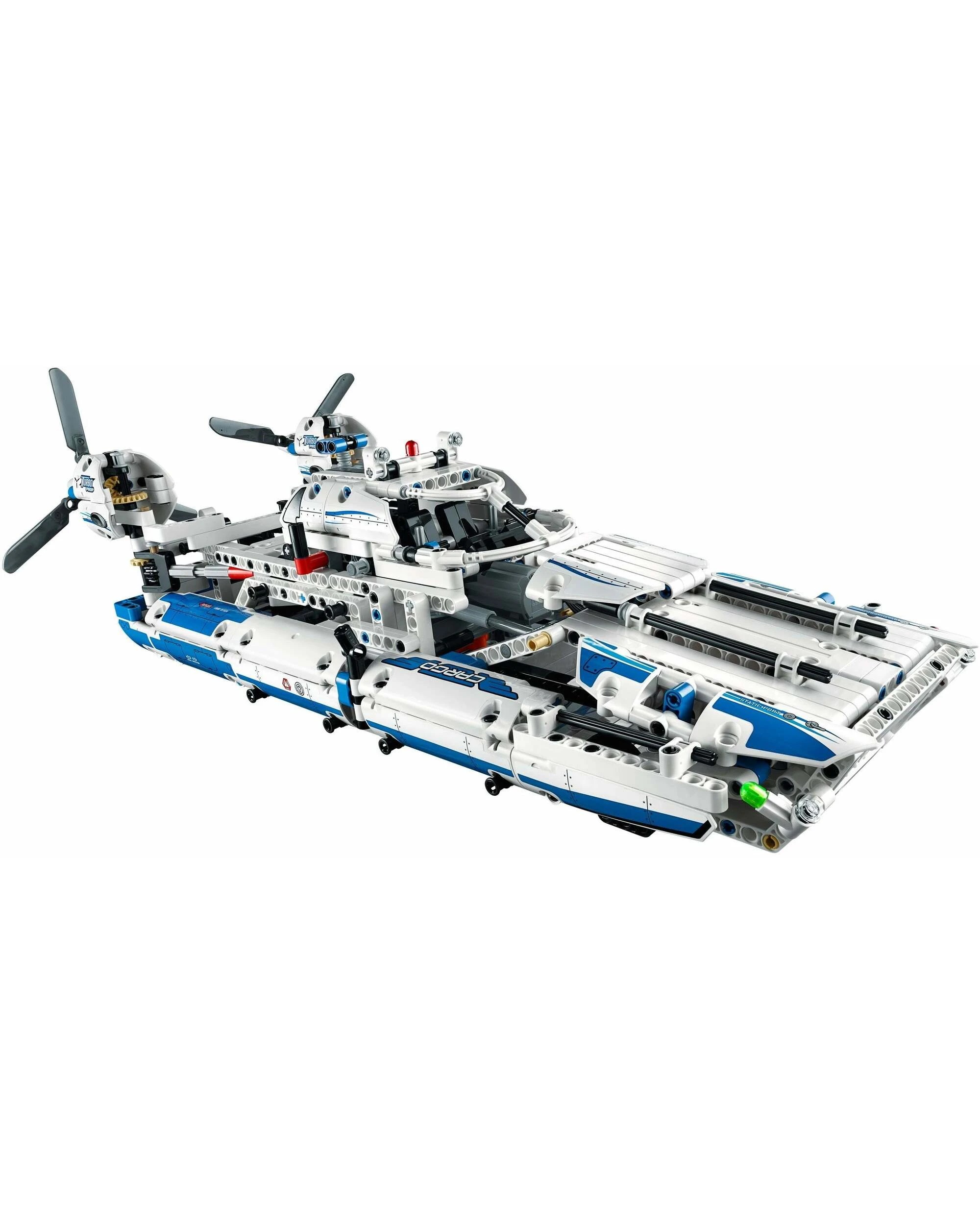 3 LEGO 42025 Cargo Plane: Motorized, Huge, Realistic!, 3 of 5