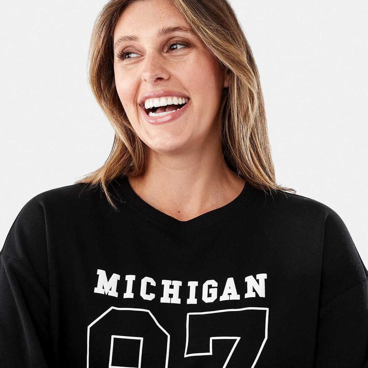 5 Long Sleeve Print Sweatshirt 97 Michgn, 5 of 6