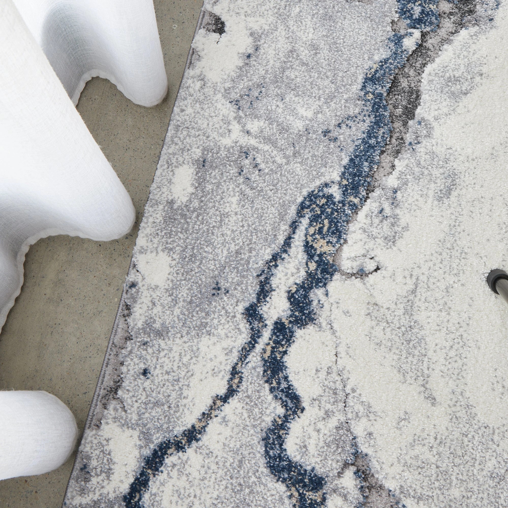 4 Common Ground Rugs Stonefall 222 330x240cm - Blue, 4 of 7