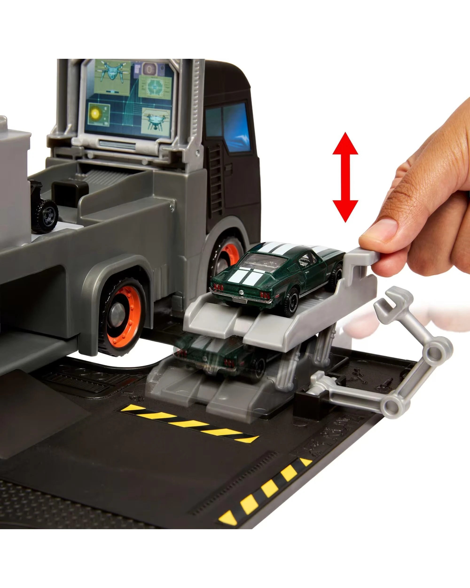 5 Matchbox The Movie Transforming Mobile Command Playset, 5 of 6