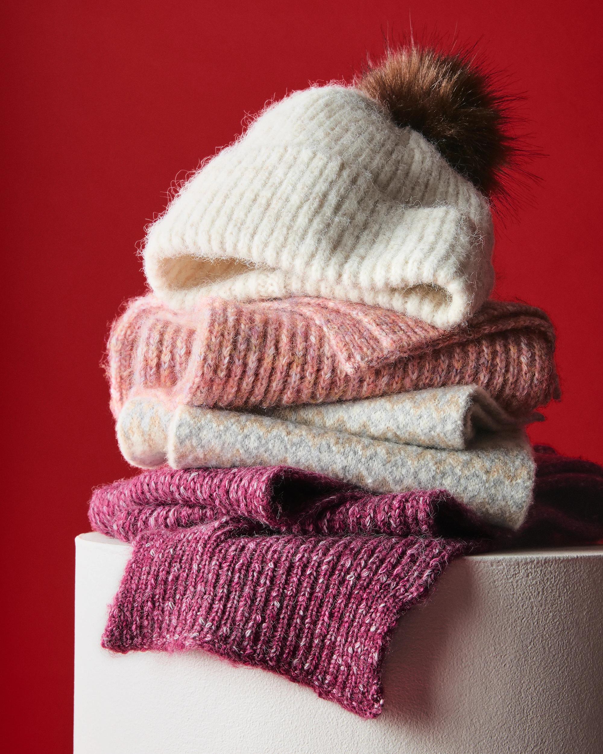3 Target Woman Chunky Rib Knit Pom Beanie NATURAL MARLE, 3 of 3