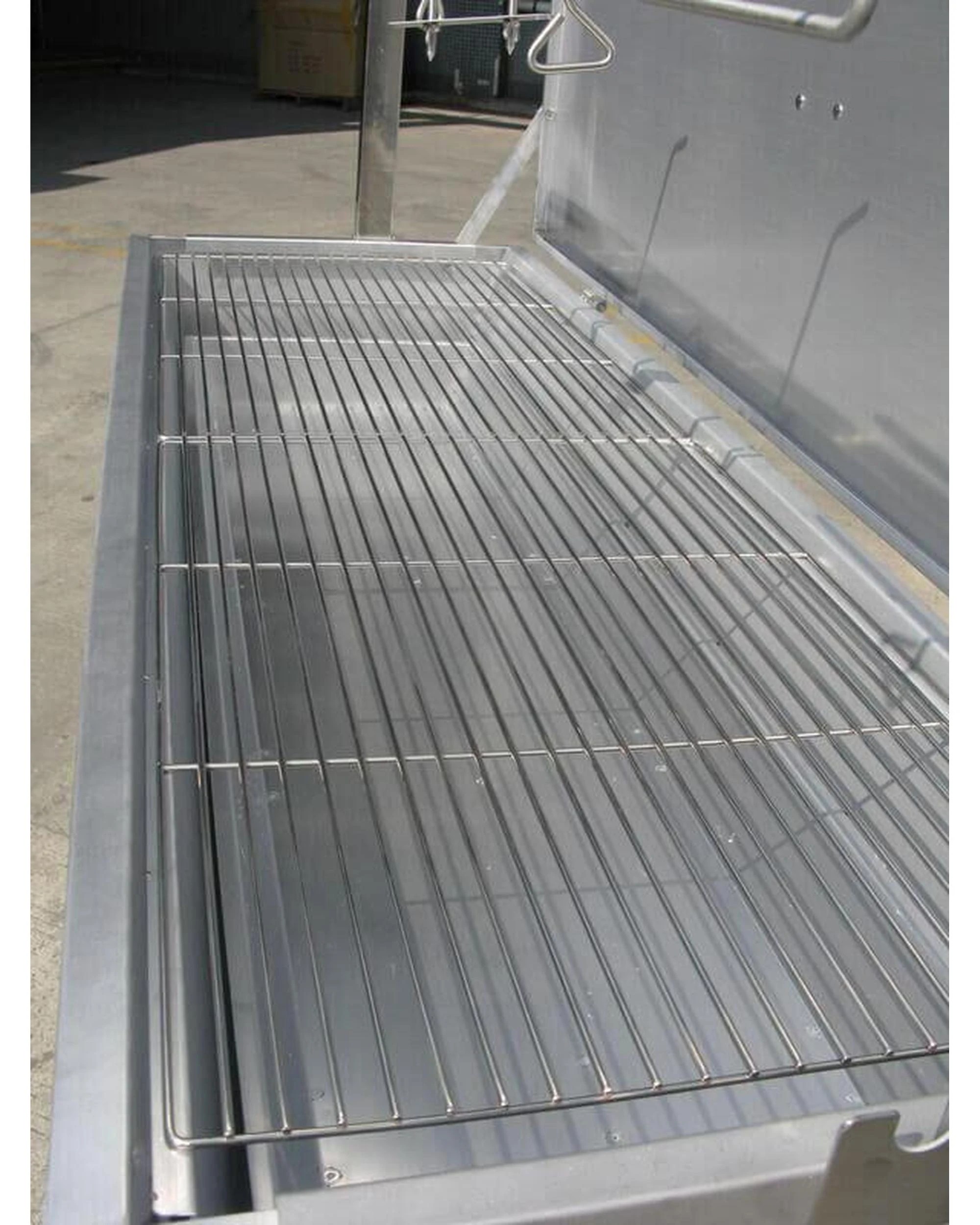 5 Flaming Coals Stainless Steel Warrior Spit Roaster - 60kg Capacity, 5 of 10